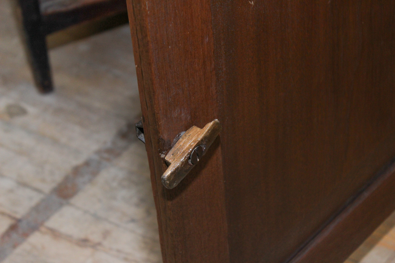 Antique Shaker Style Kitchen Cabinet