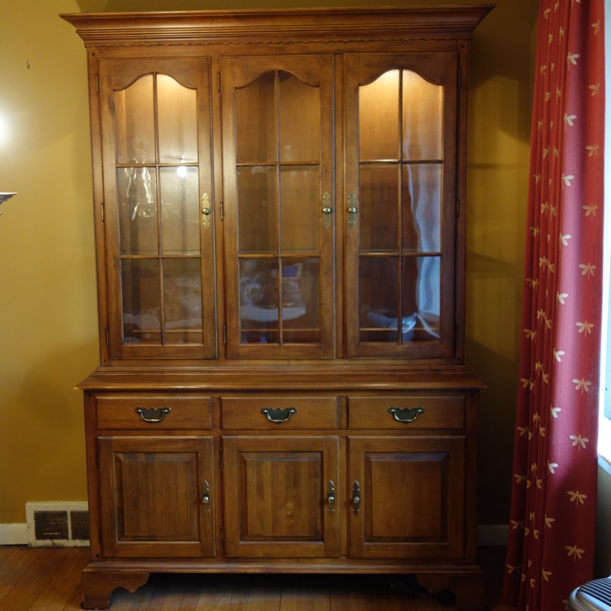 Ethan Allen China Cabinet