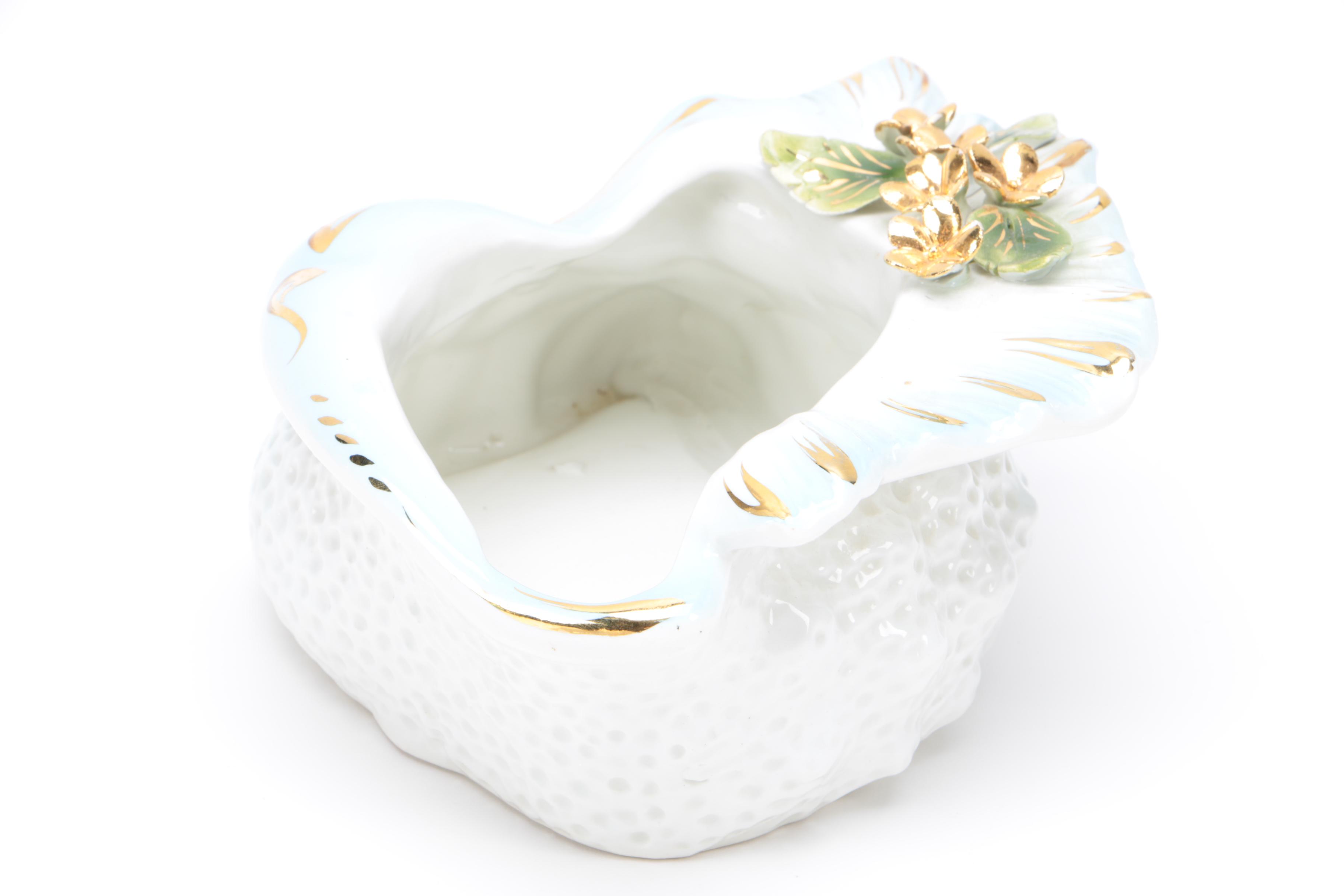 Vintage Ceramic Capodimonte Shell