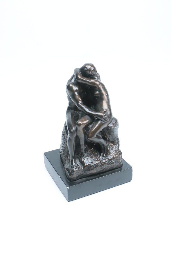 Figurine of Auguste Rodin's "The Kiss"