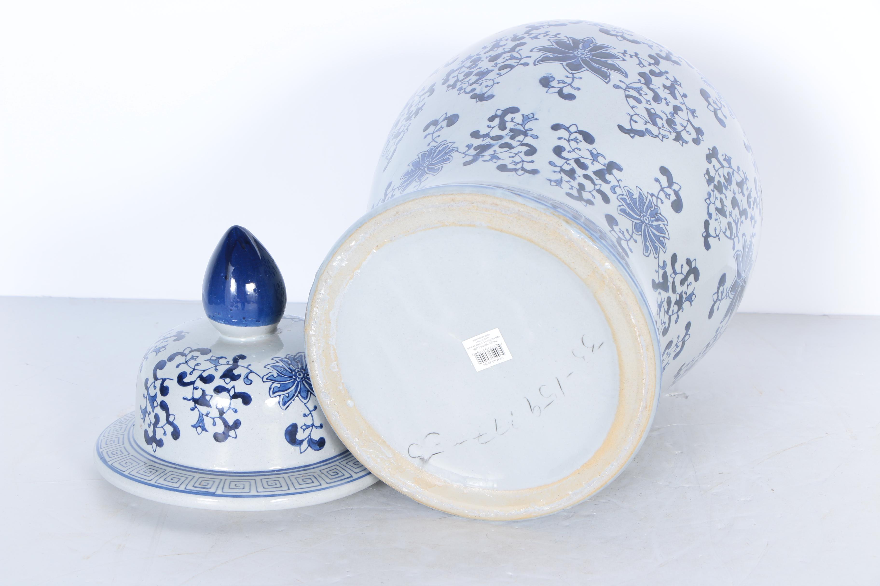 Chinese Blue and White Porcelain Ginger Jar