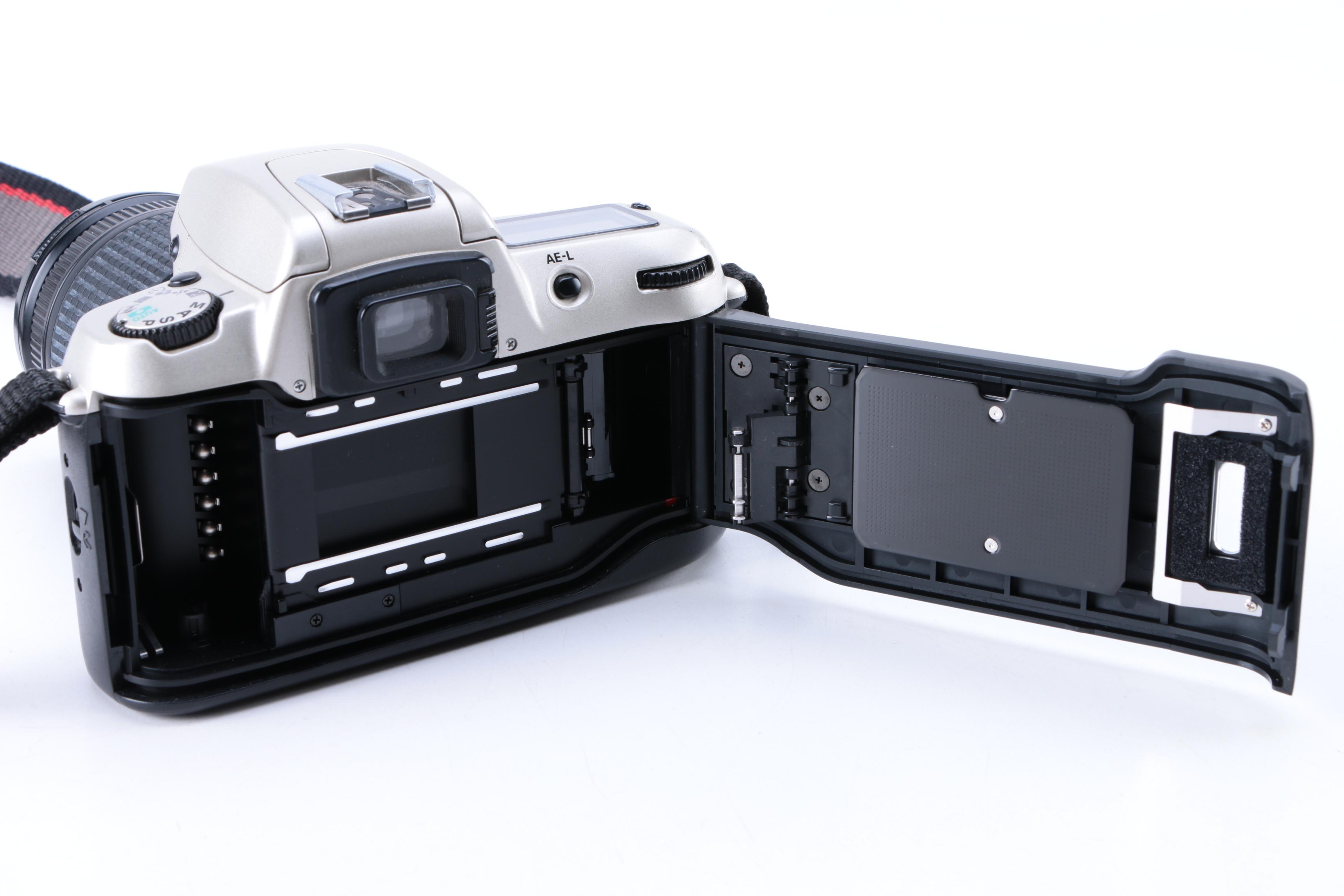 Nikon N60 35mm Film SLR Camera with Lens