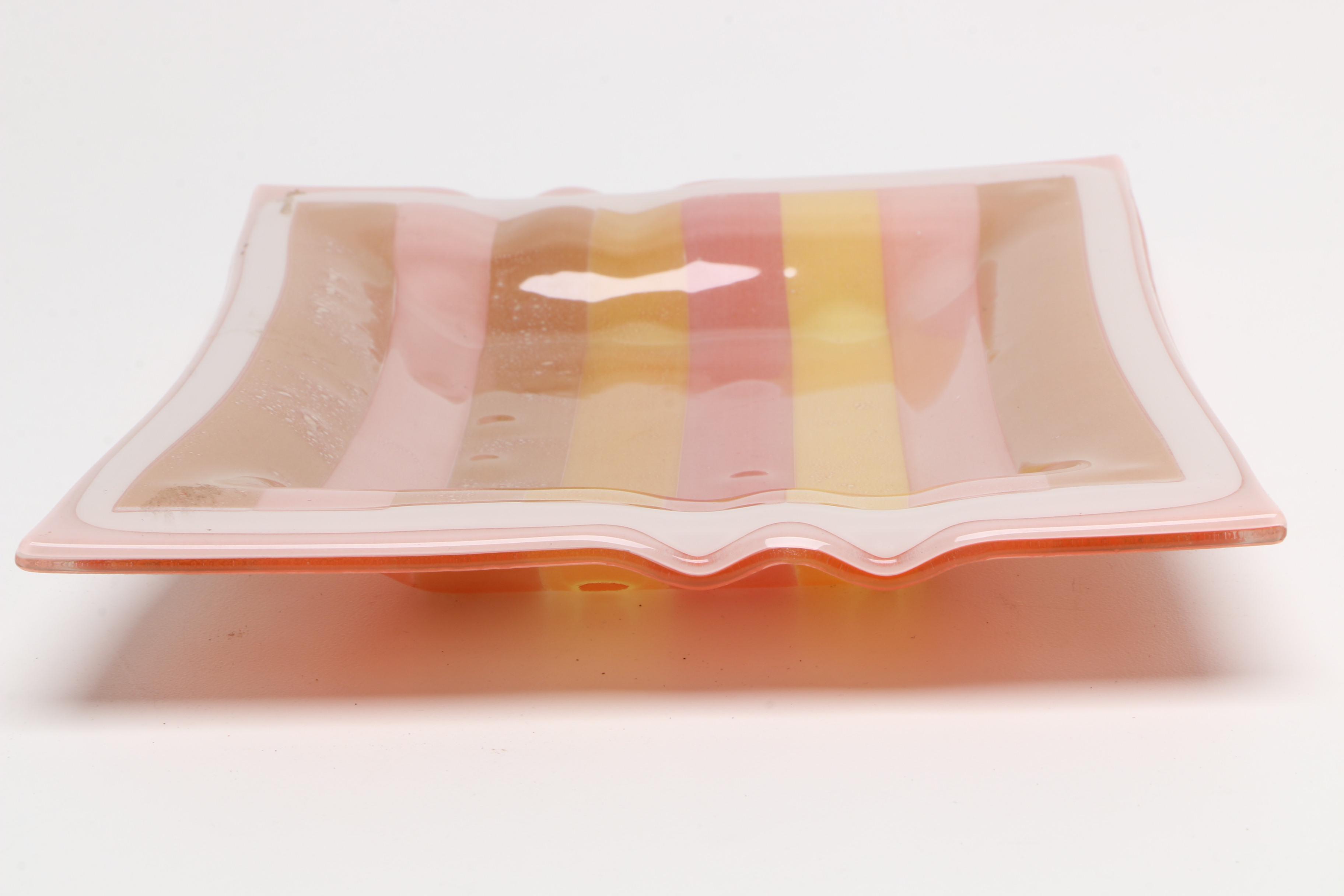 Higgins Mid Century Modern Art Glass Ash Receiver