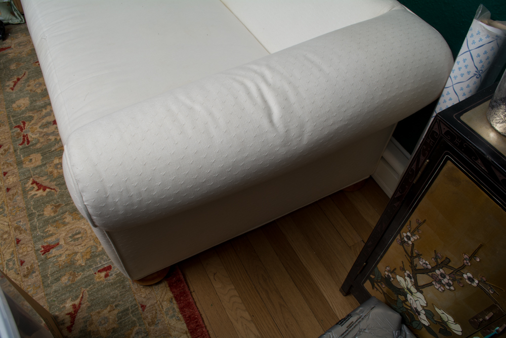 Modern Style Loveseat