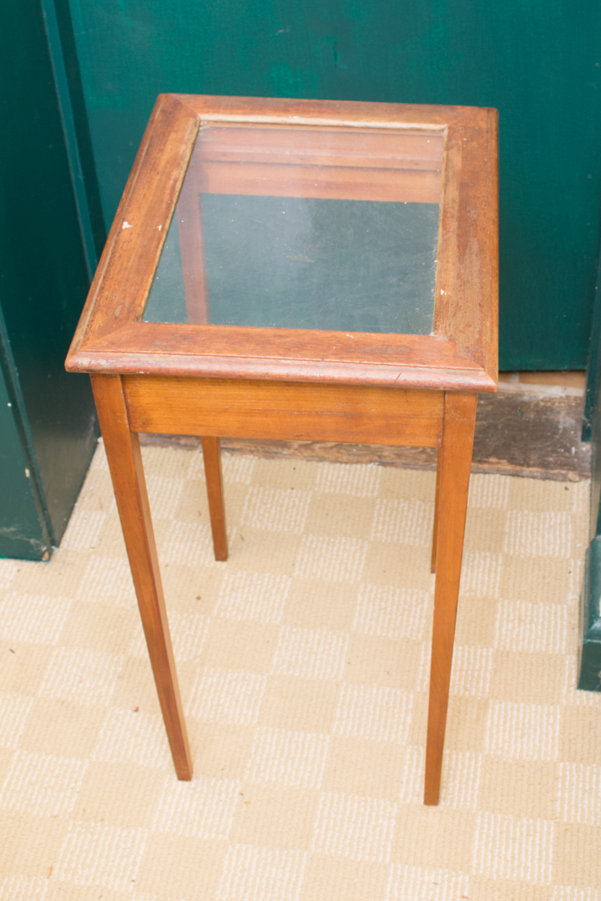 Glass Top Wooden Nesting Tables