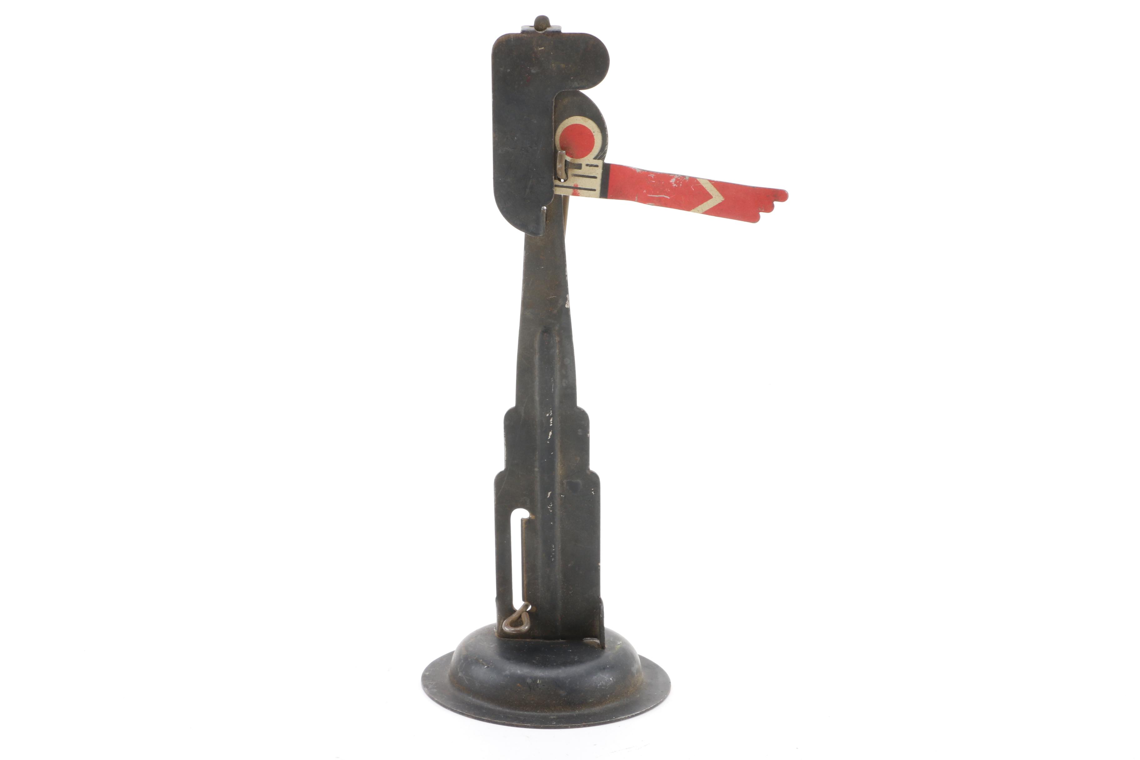 Pre-War Lionel Tinplate Trains with Post-War Accessories