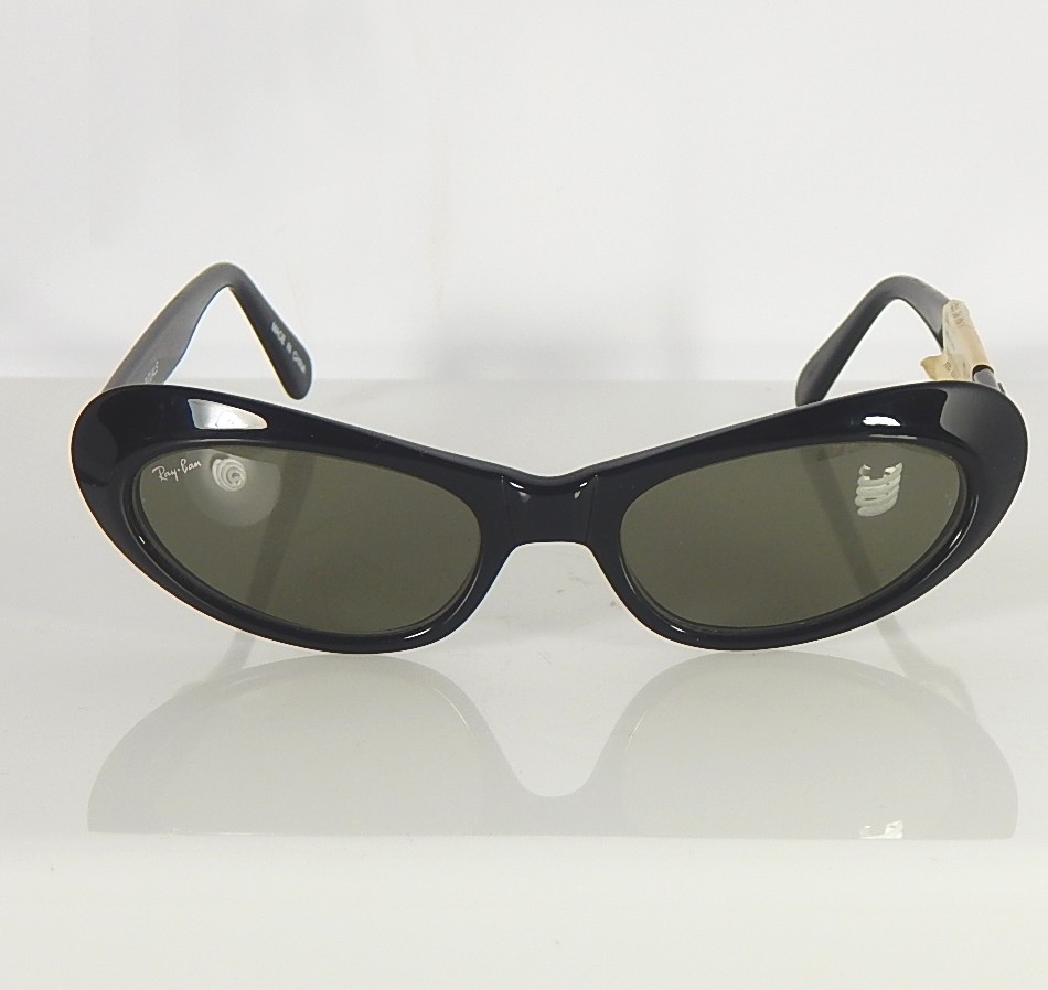 Ray Ban Black Plastic Sunglasses