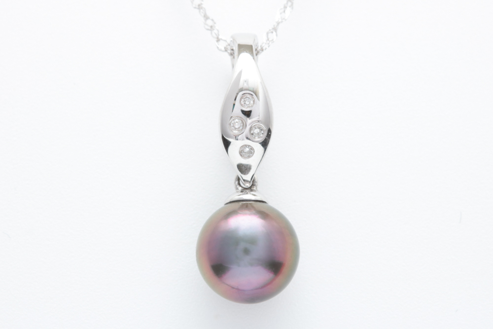 14K White Gold, Black Pearl and Diamond Pendant with Chain