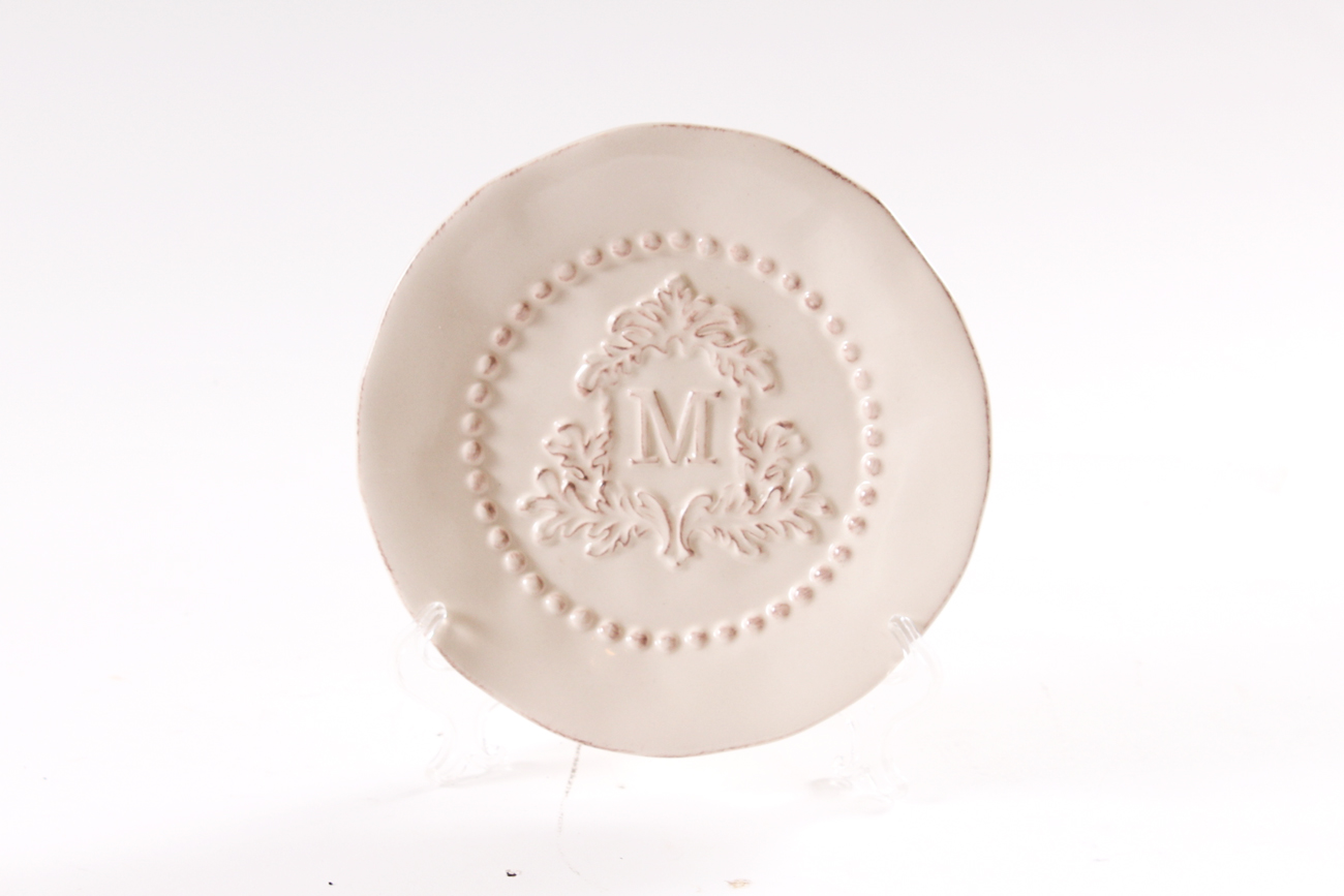 Monogrammed "M" Round Dinner Plates