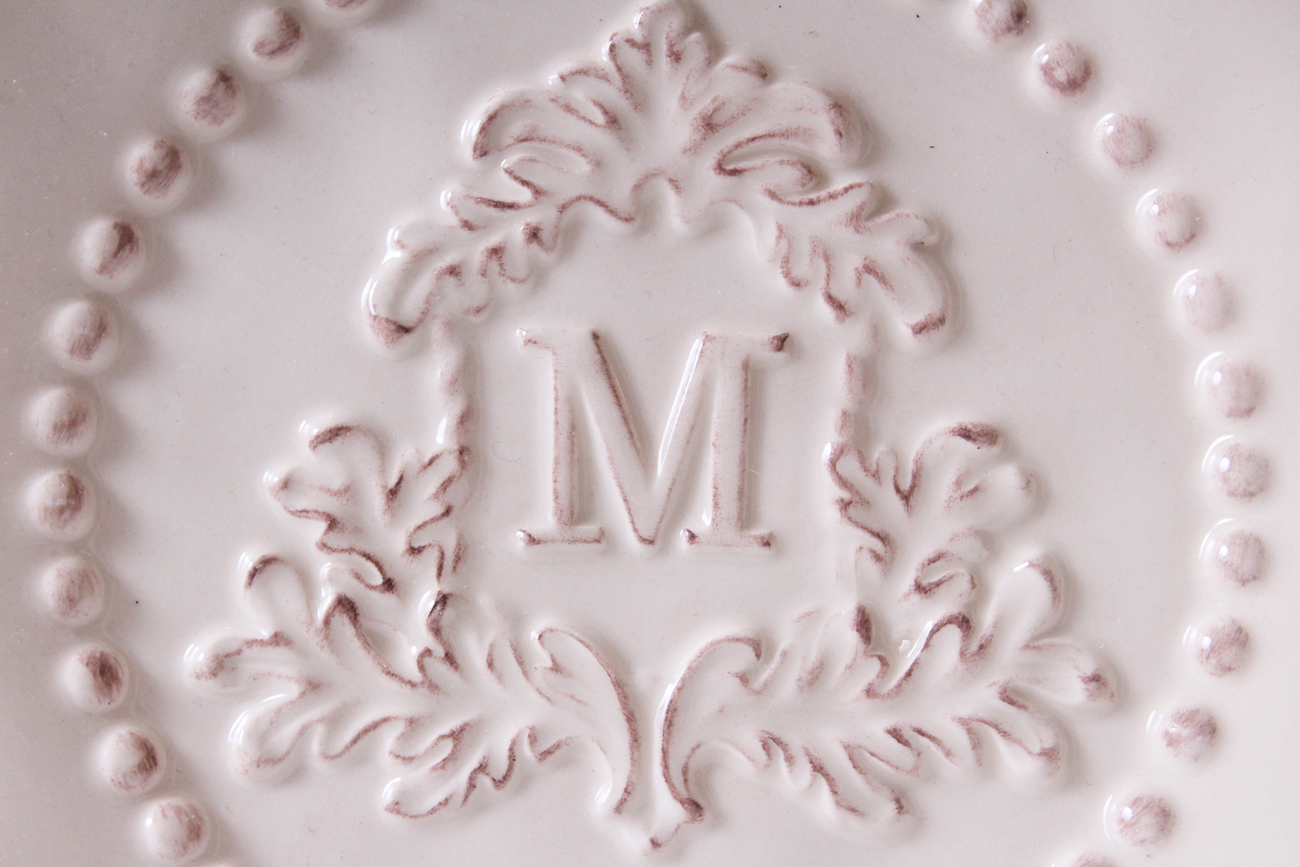 Monogrammed "M" Round Dinner Plates