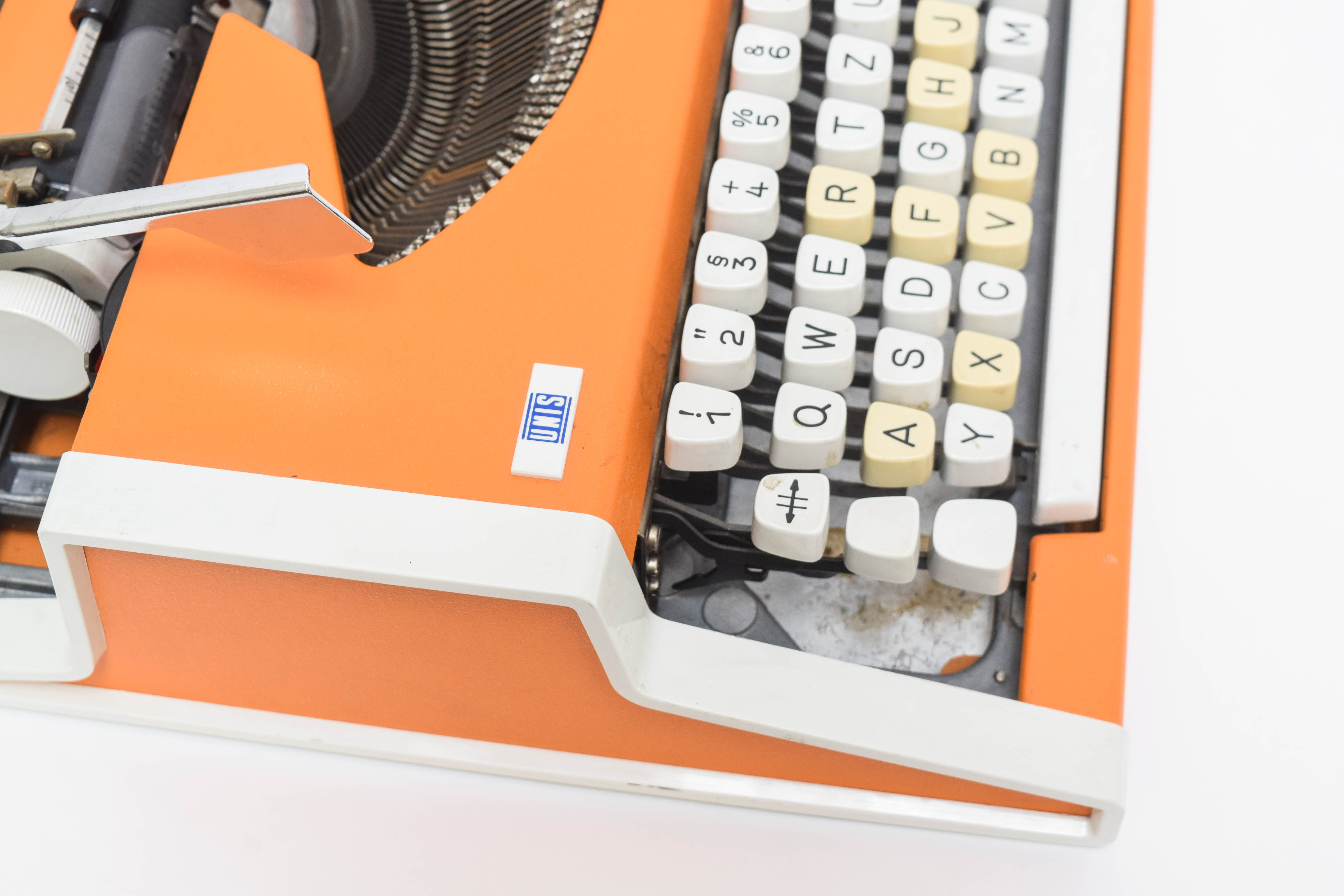 Vintage TBM Deluxe Typewriter