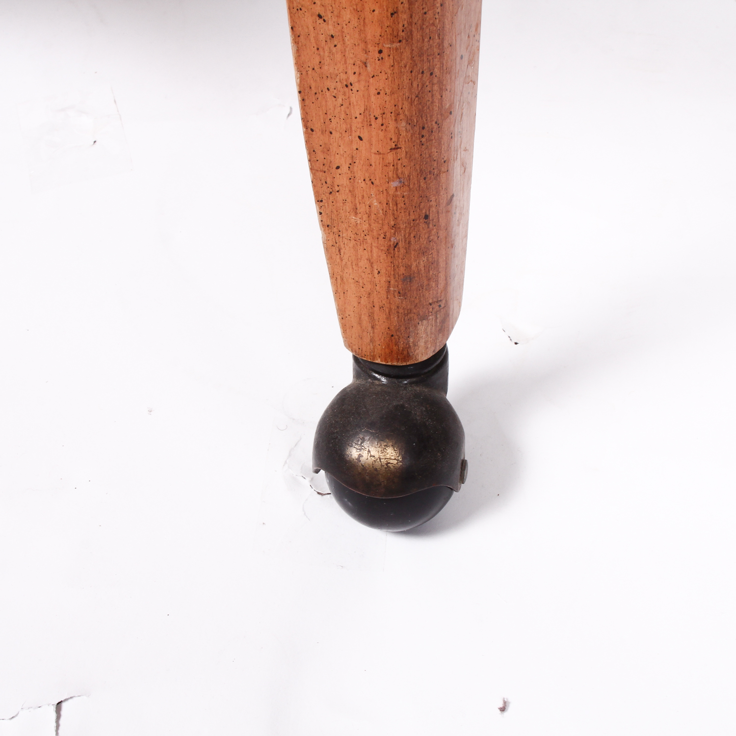 Vintage Modern Beechwood Dining Armhairs