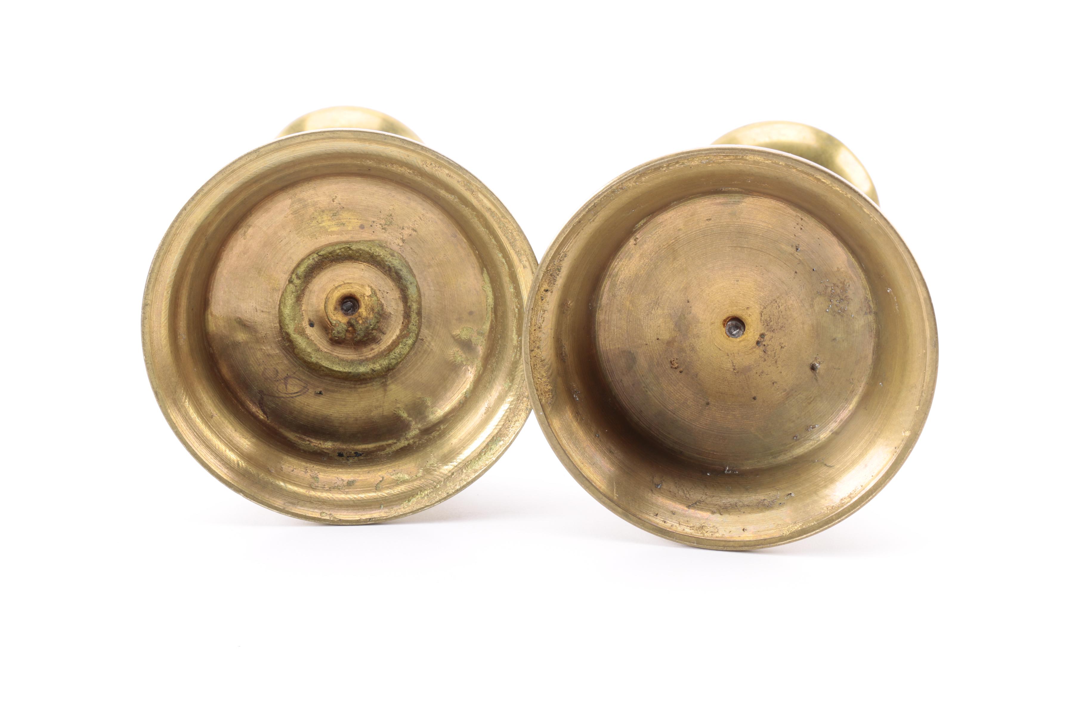 Kein Serpentine Jewelry Box and Brass Decorative Items