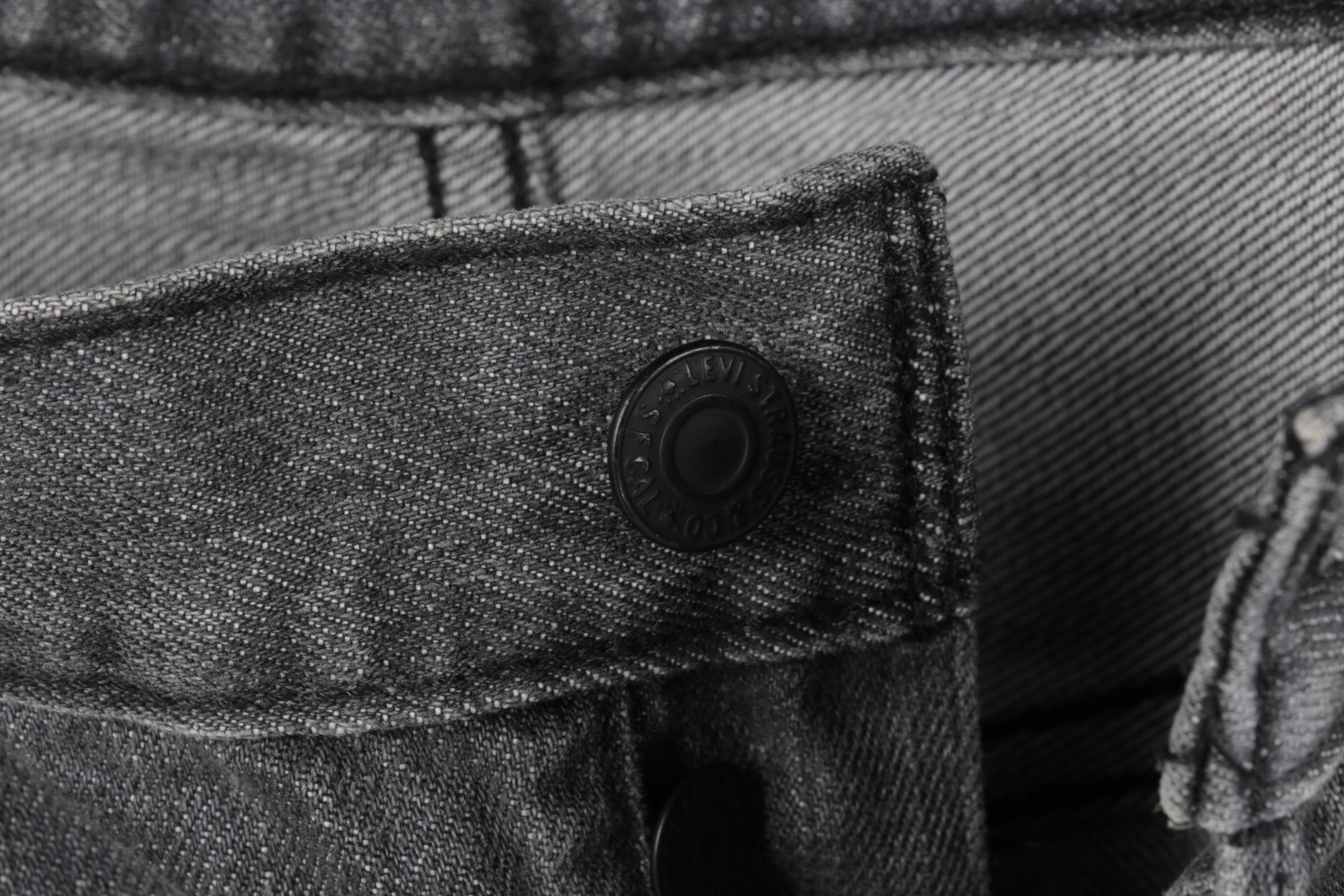 Men's Pants Featuring Levi's and Pierre Cardin