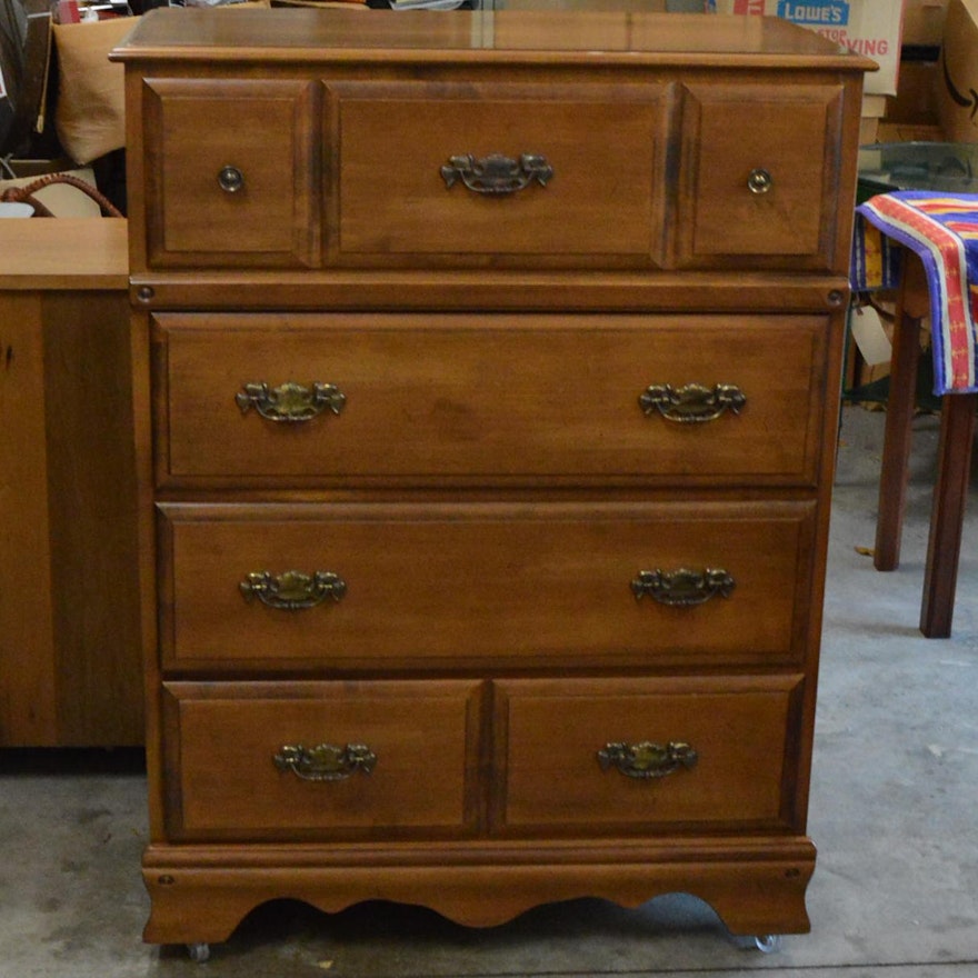 American Colonial Style Chest of Drawers