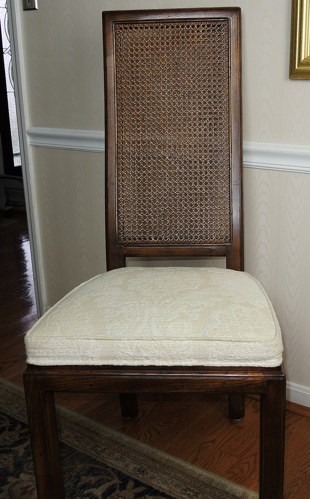 Henredon Scene One Dining Table With Eight Chairs