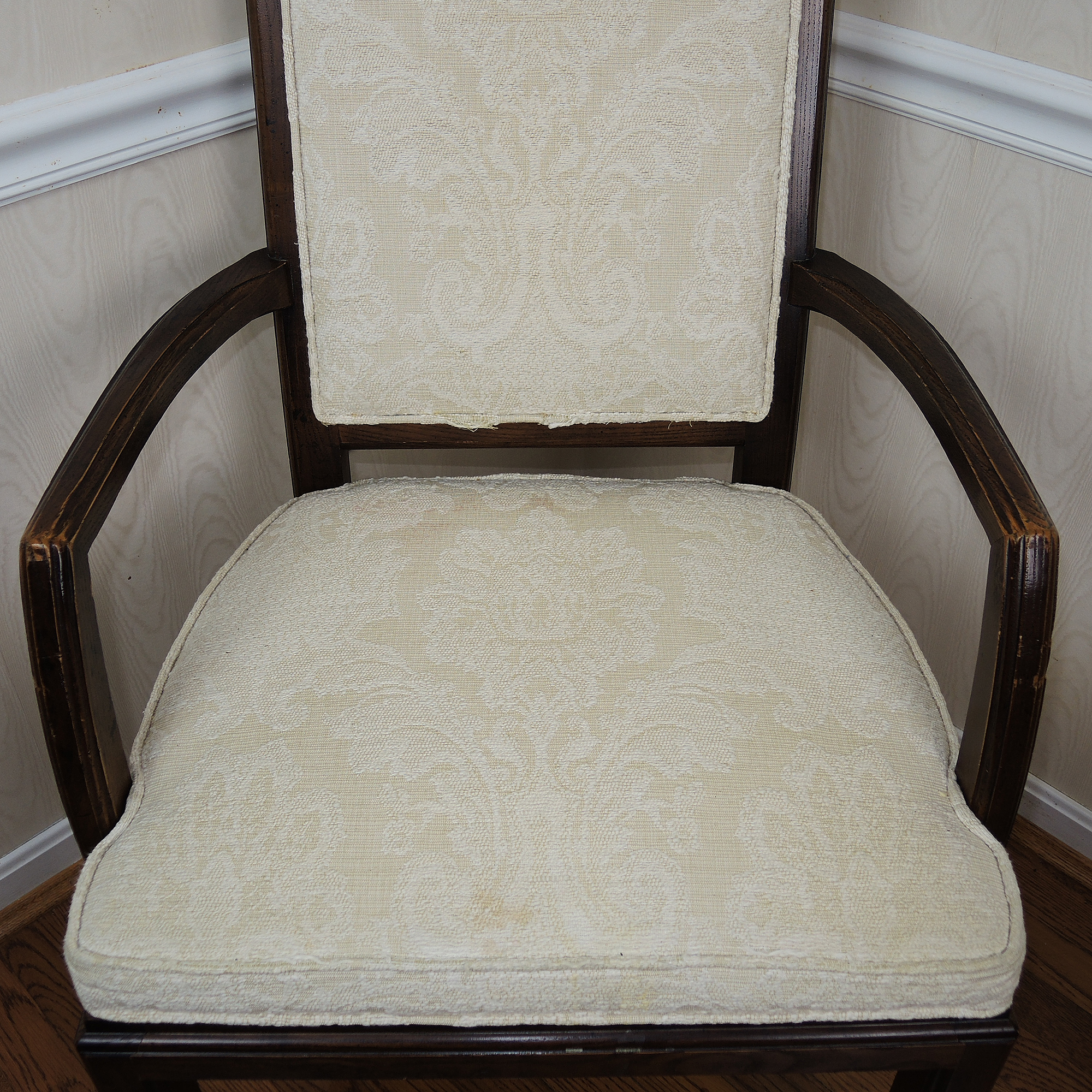 Henredon Scene One Dining Table With Eight Chairs