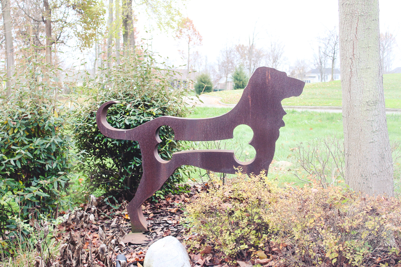 Metal Outdoor Dog Statue