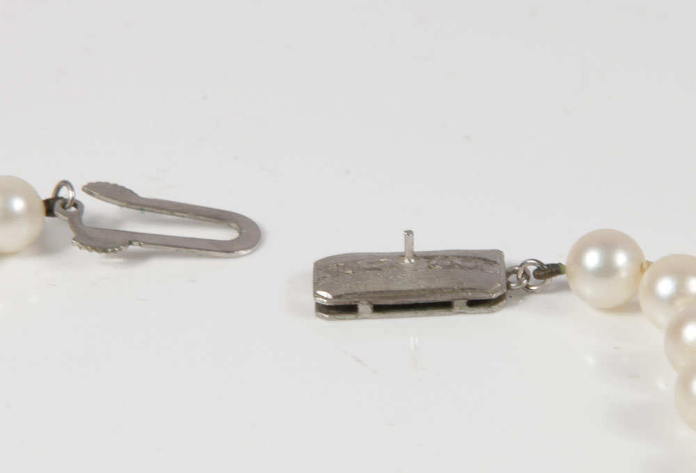 Vintage Cultured Pearl Necklace with Sterling Silver Closure