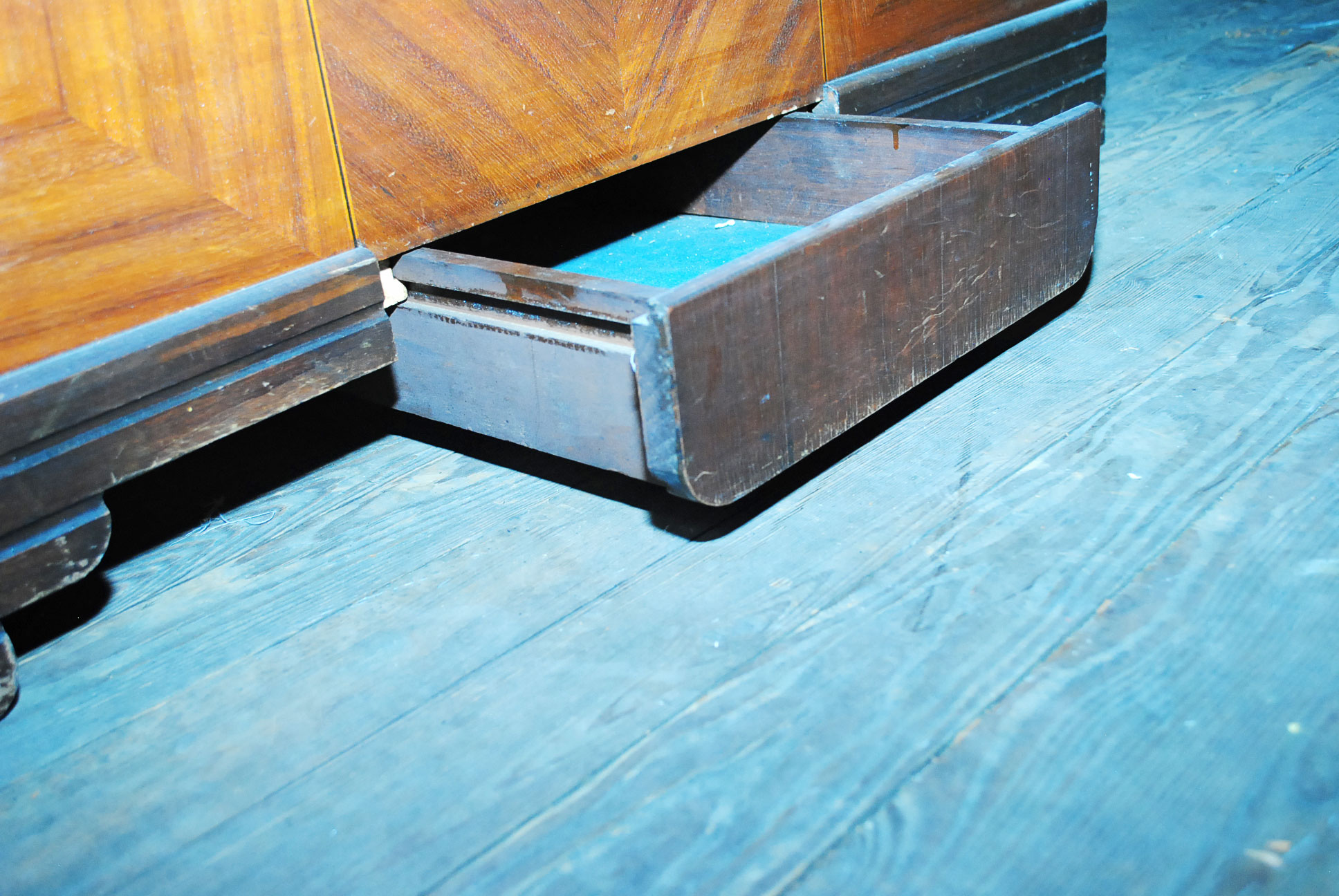 Vintage Art Deco Style Waterfall Cedar Chest