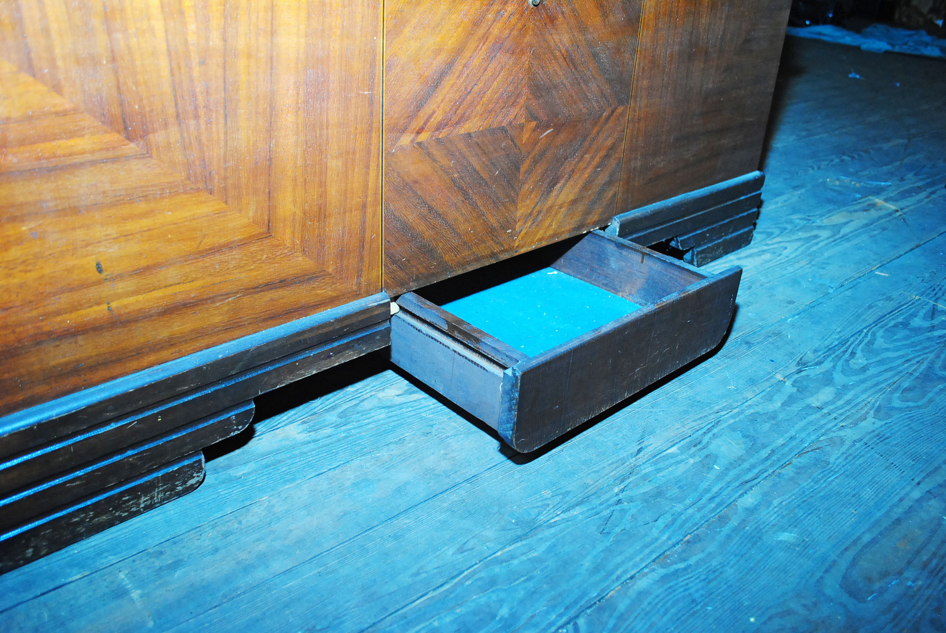 Vintage Art Deco Style Waterfall Cedar Chest