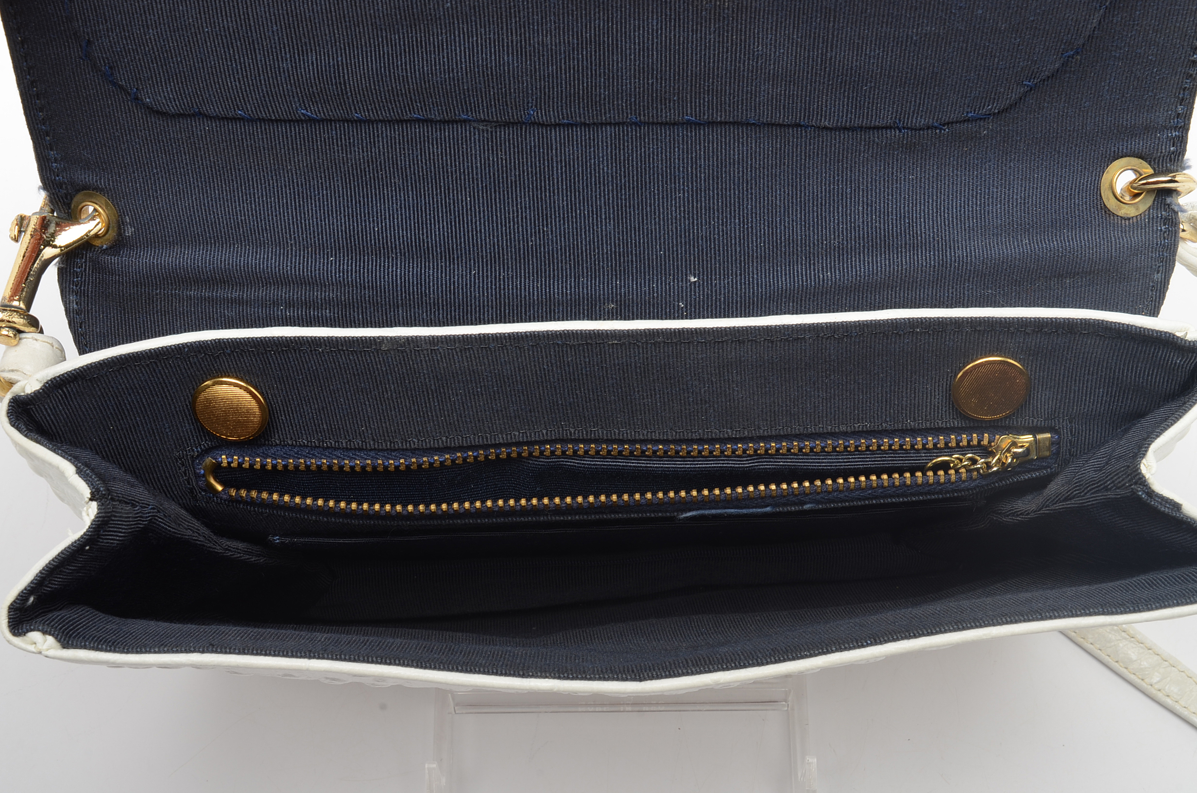 White handbags and Makeup Bag