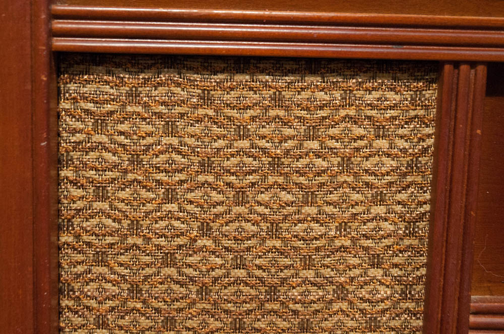 Magnavox Micromatic HI-FI Stereo Turntable/Radio Cabinet