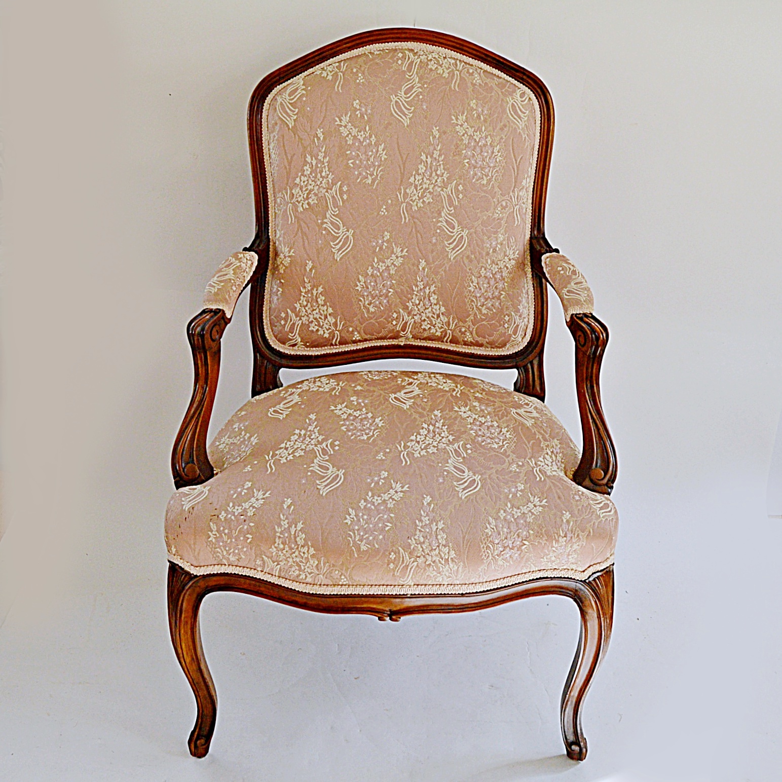 Vintage Louis XV Style Fanteuil