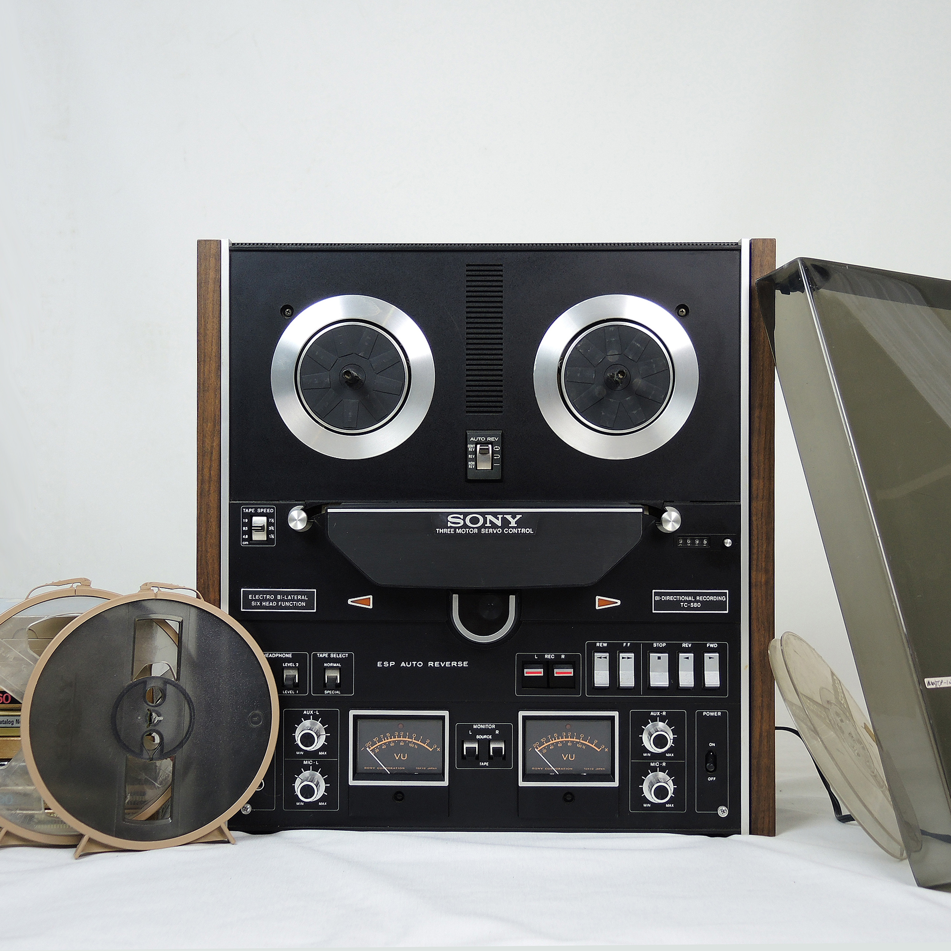 Sony Bi-Directional TC-580 Tape Recorder With Accessories