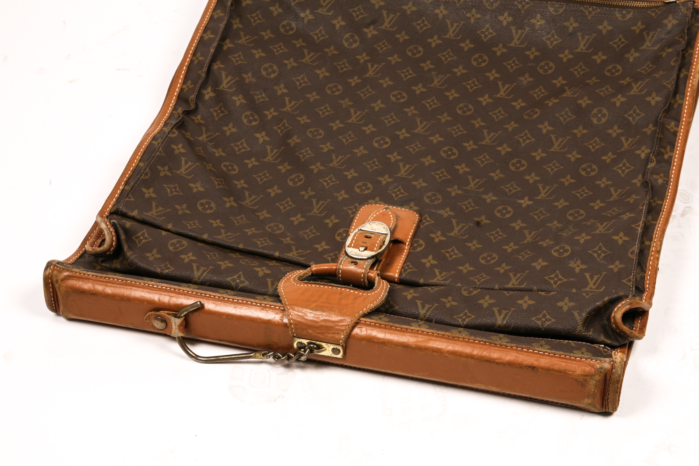 Circa 1970s Vintage Louis Vuitton French Company Garment Bag