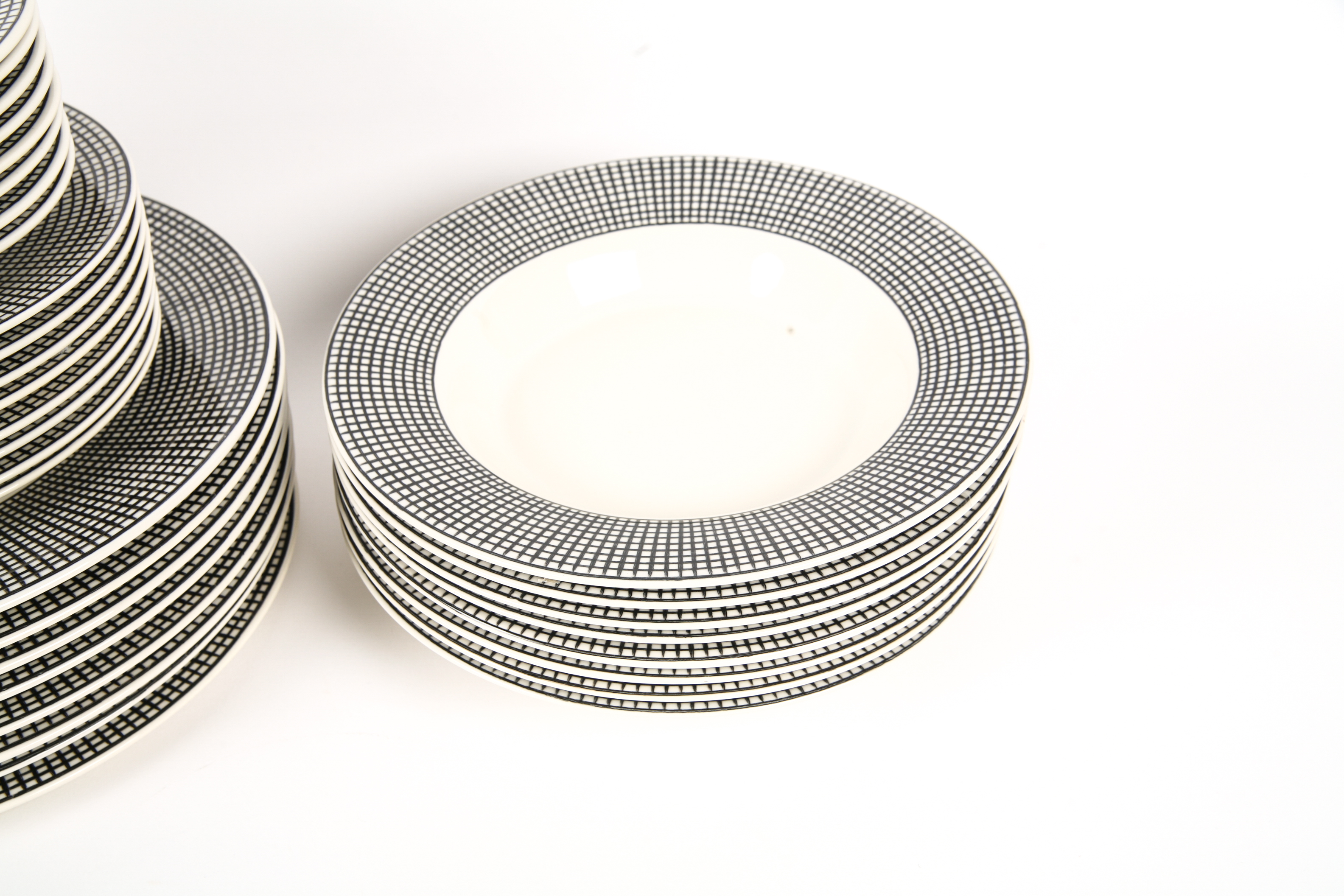 Swid Powell "Graph Black" Tableware