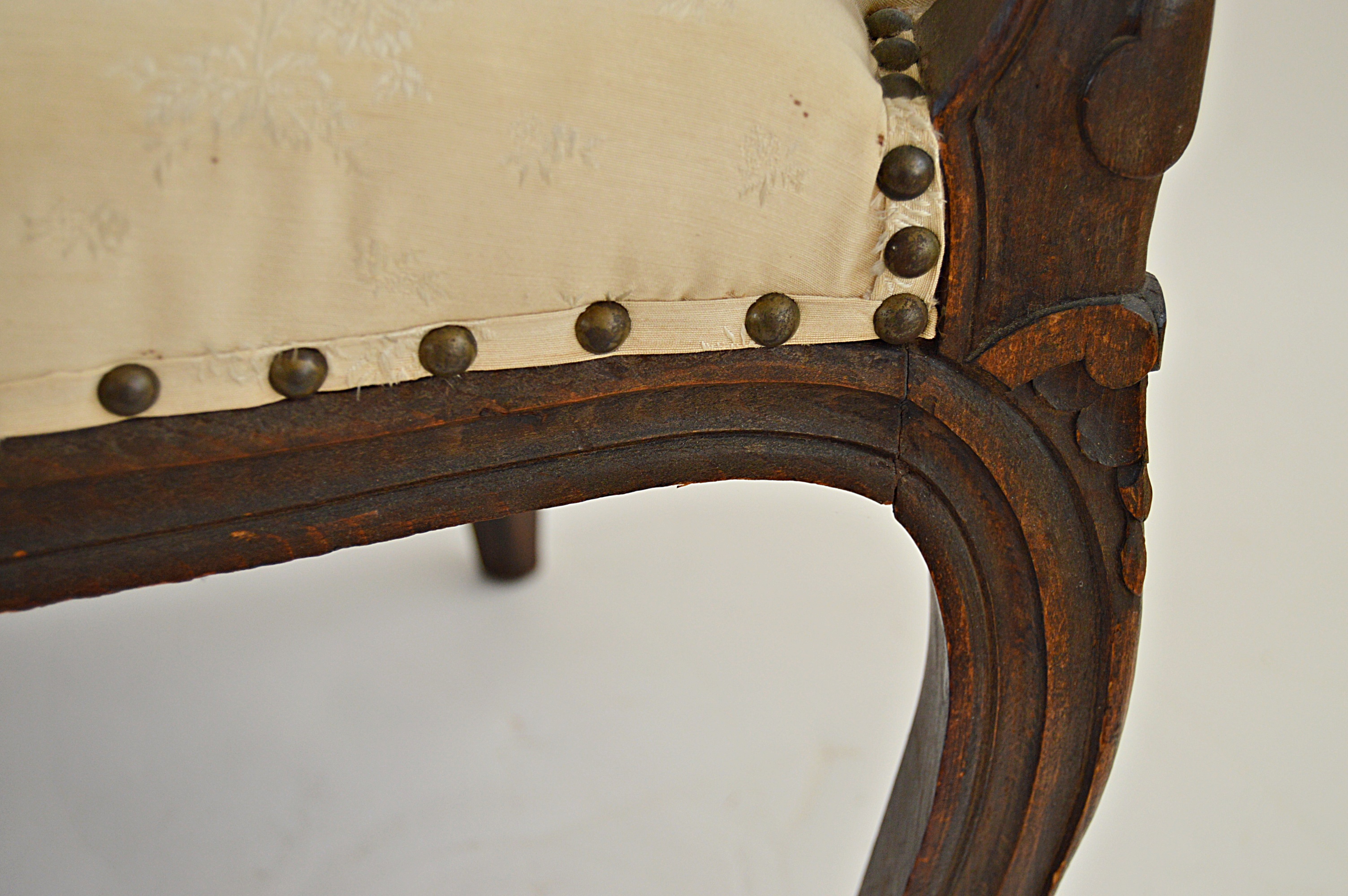 Vintage Louis XV Style Fanteuil