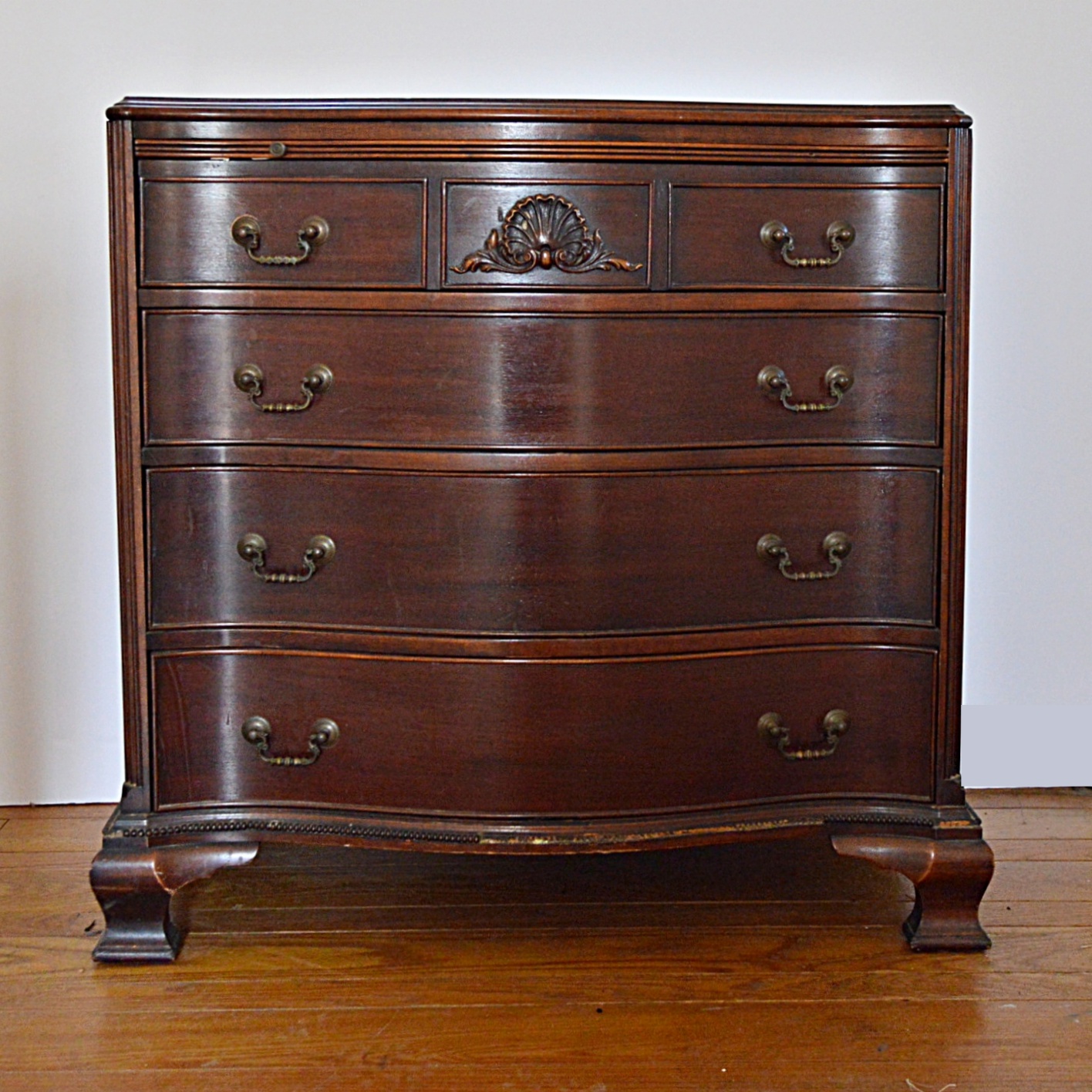 Vintage Queen Anne Style Mahogany Chest