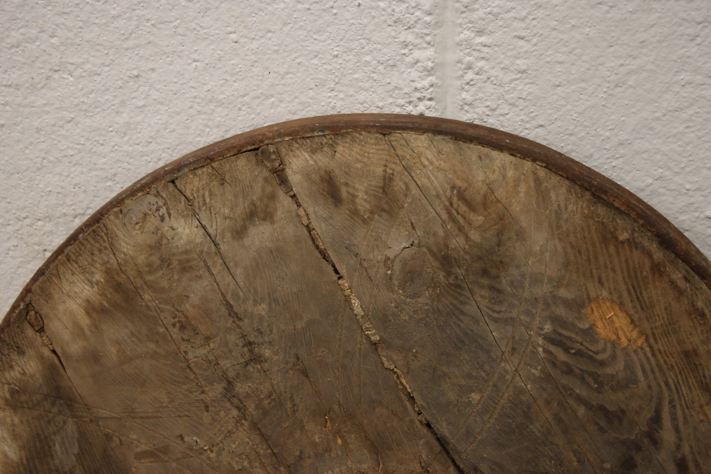 Solid Wooden Wagon Wheel with Metal Band
