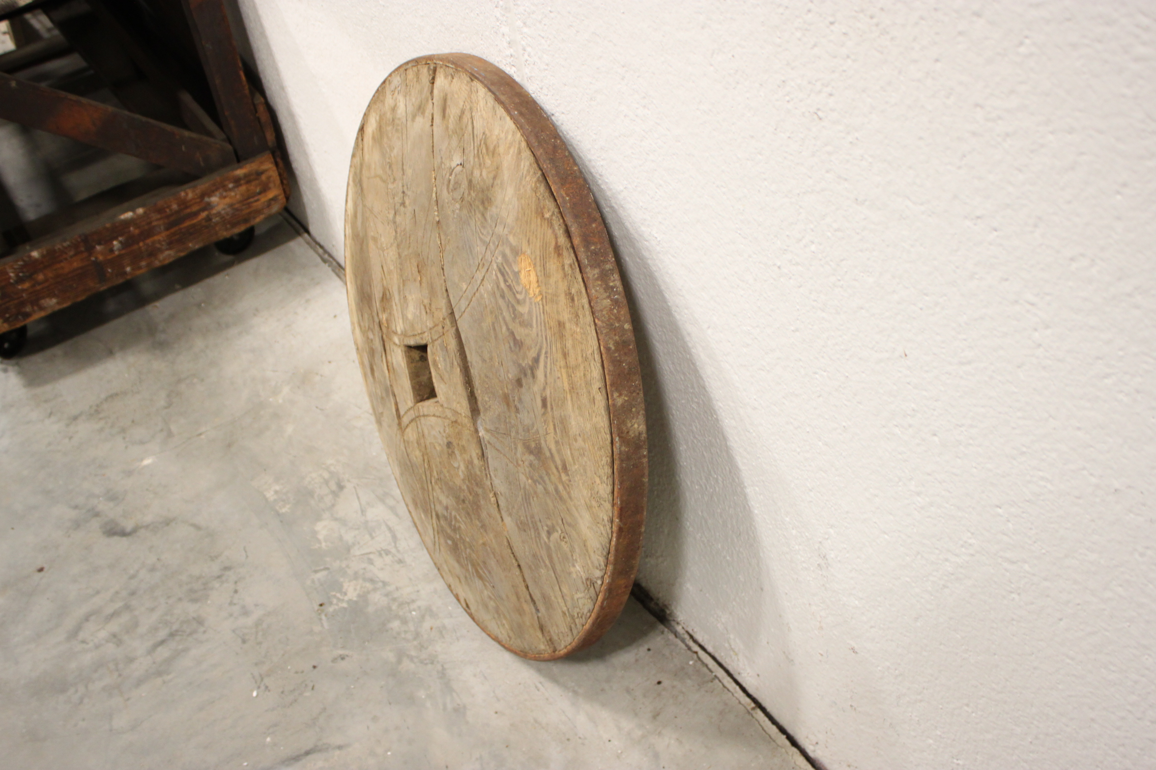 Solid Wooden Wagon Wheel with Metal Band