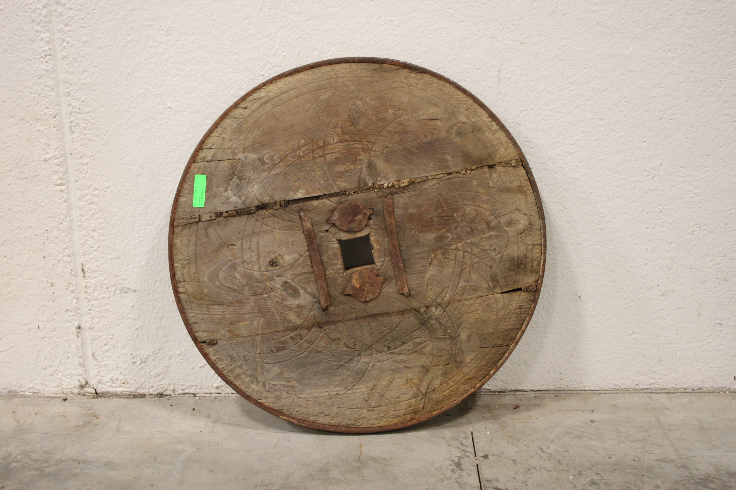 Solid Wooden Wagon Wheel with Metal Band