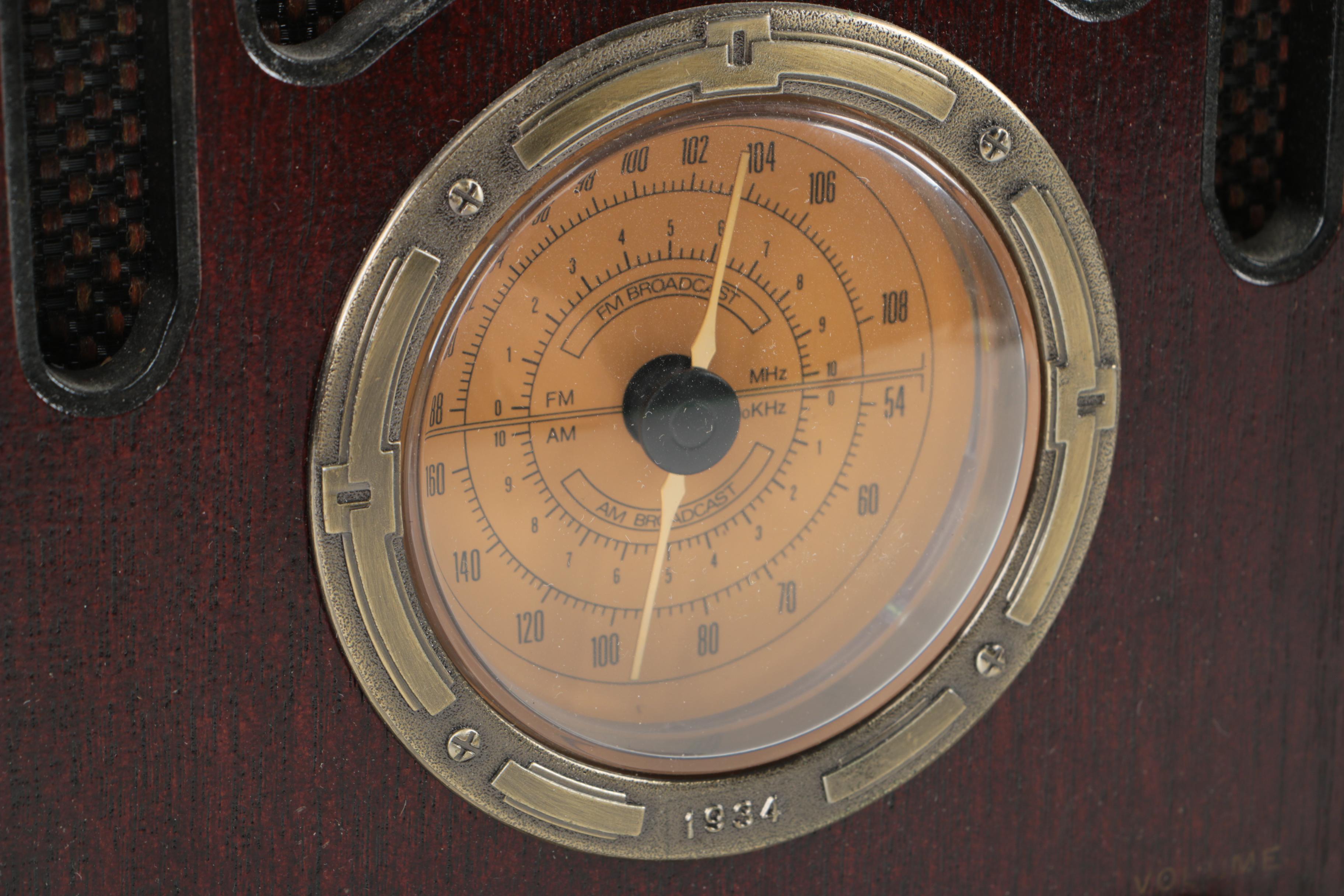 Vintage Thomas Radio