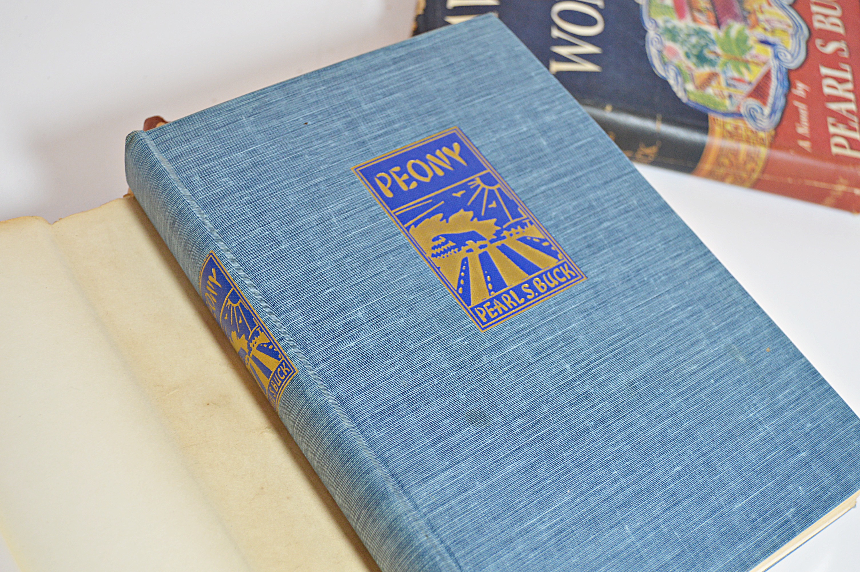 Vintage Books with Pearl Buck, Anna and The King of Siam