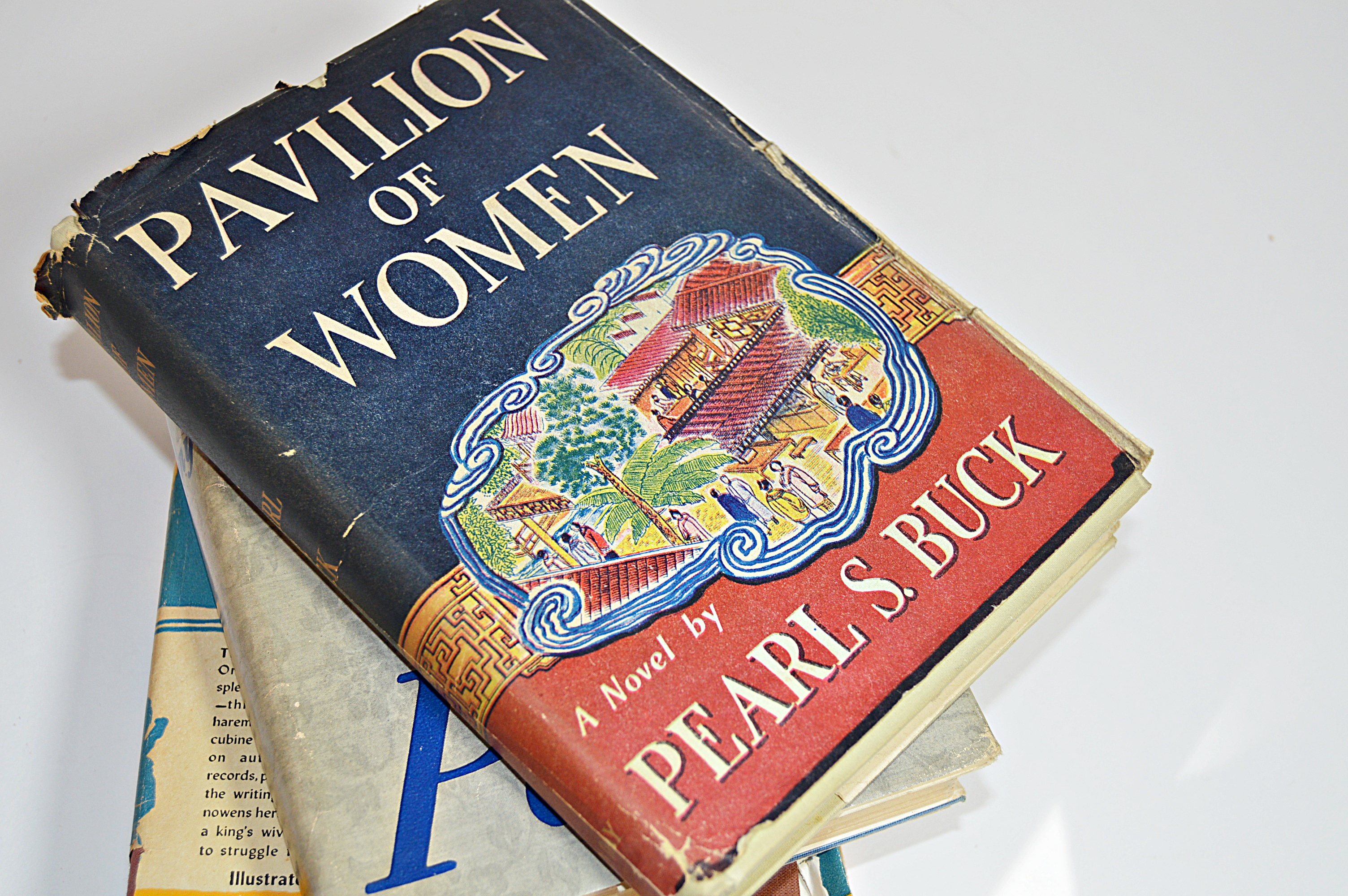 Vintage Books with Pearl Buck, Anna and The King of Siam