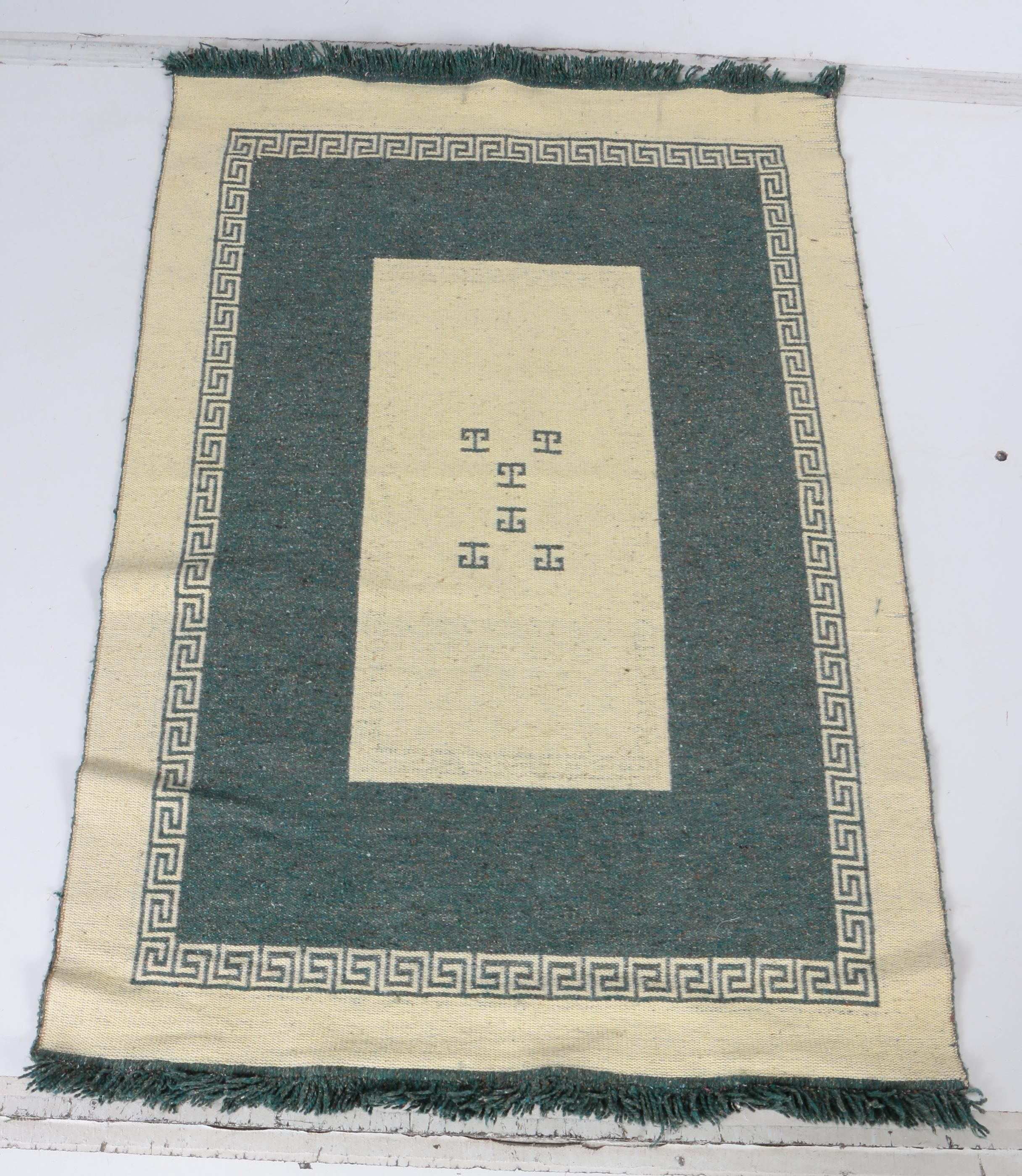 Handwoven Gray and White Meander Motif Area Rug