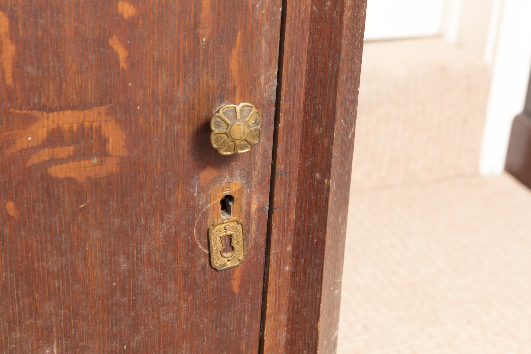 Vintage Edison Disc Phonograph Cabinet