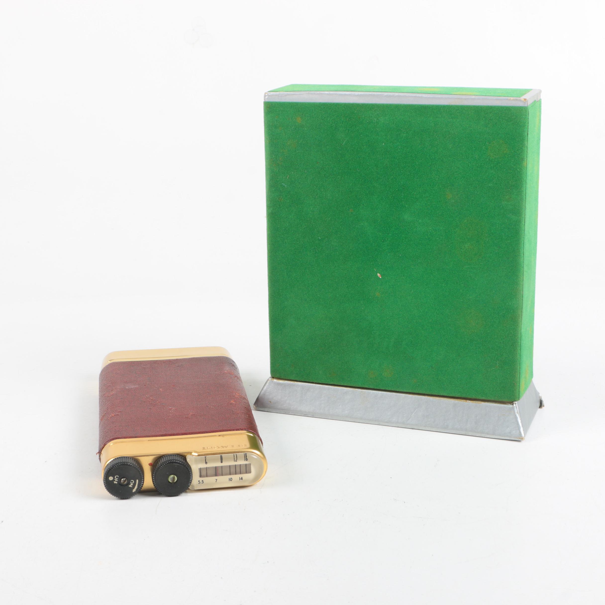 Belmont Boulevard Pocket Radio