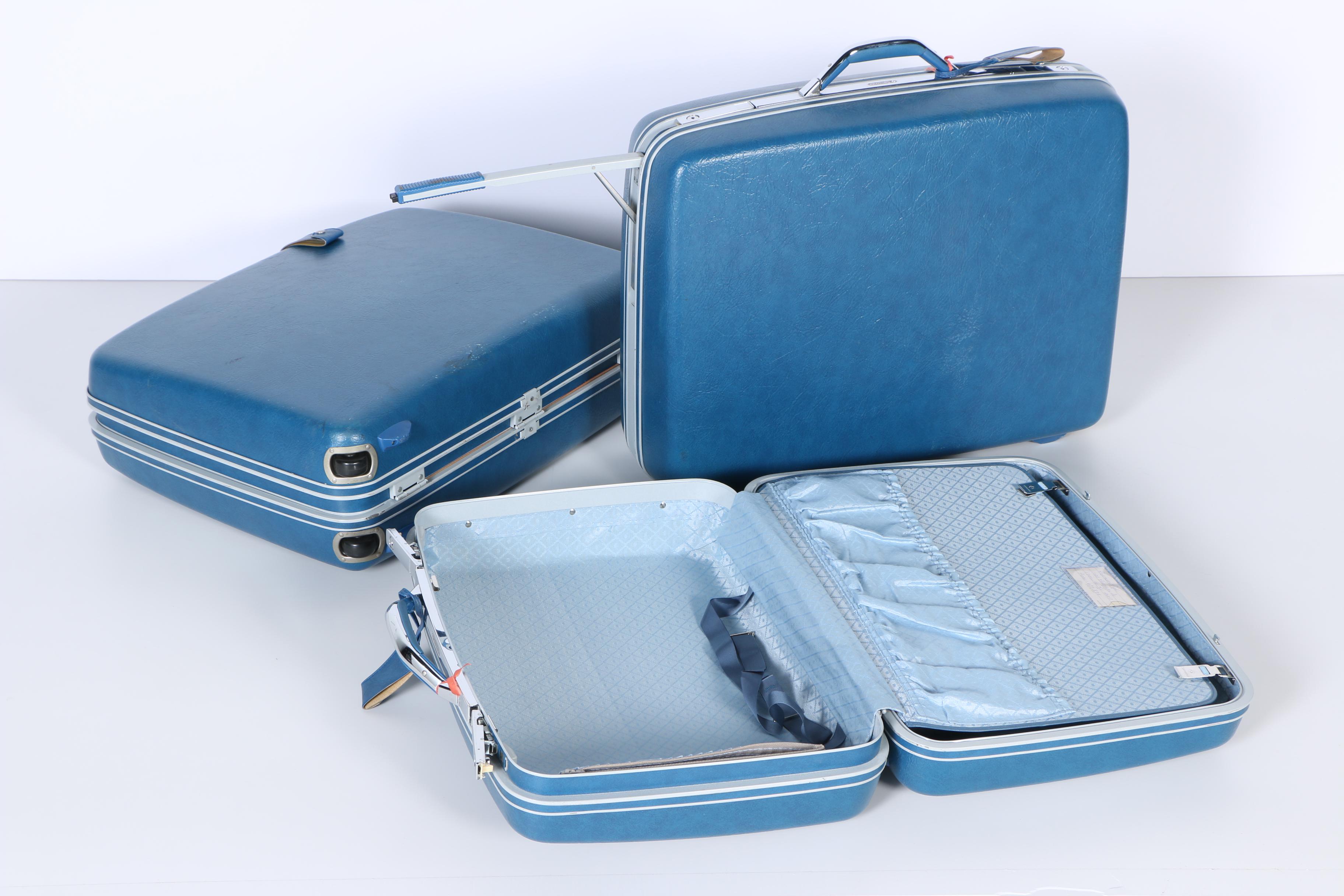 Vintage Samsonite Three-Piece Luggage Set