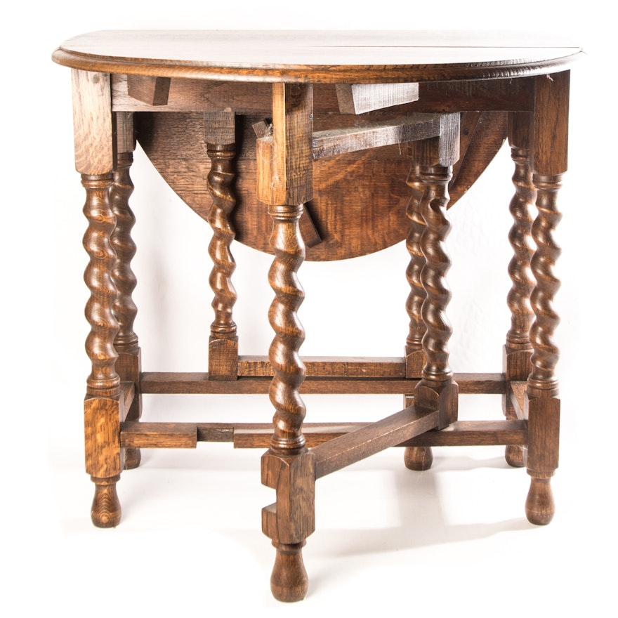 Vintage William and Mary Style Gateleg Table