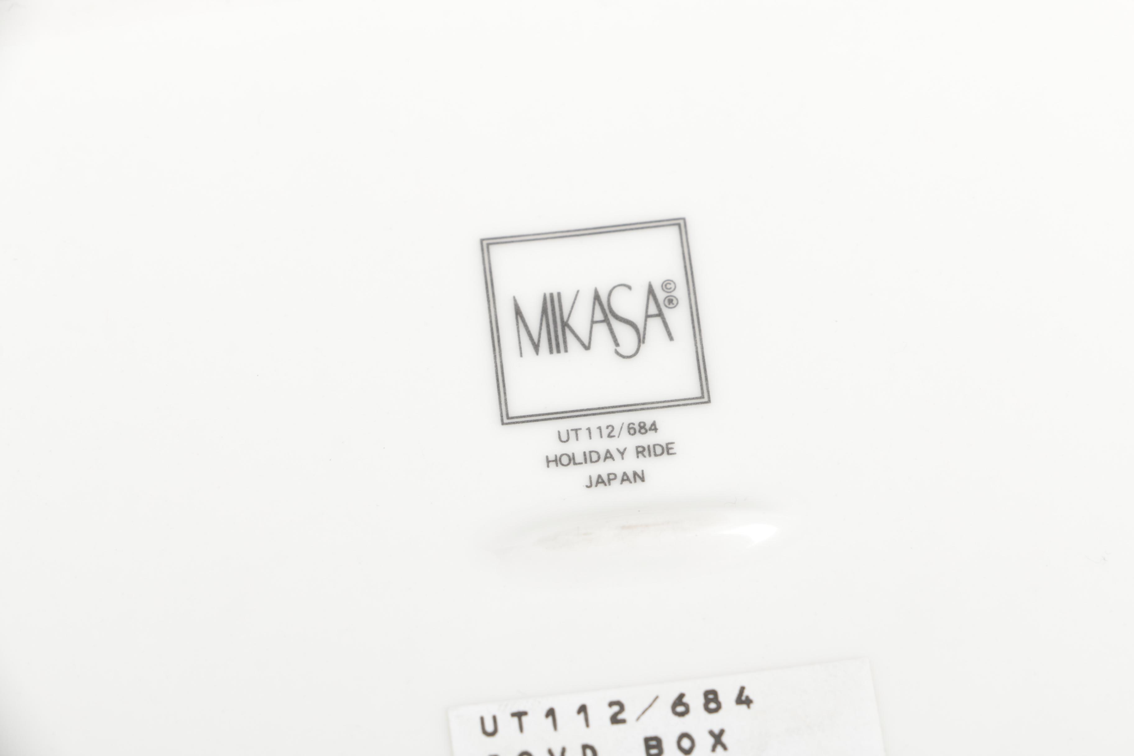 Mikasa "Holiday Ride" Trinket Box and Vintage Royal Albert Teacups