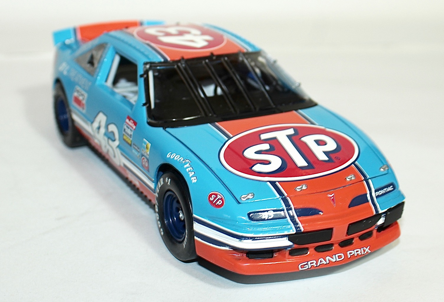 Franklin Mint Richard Petty Racing Car and Tractor Trailer Die Cast Replicas