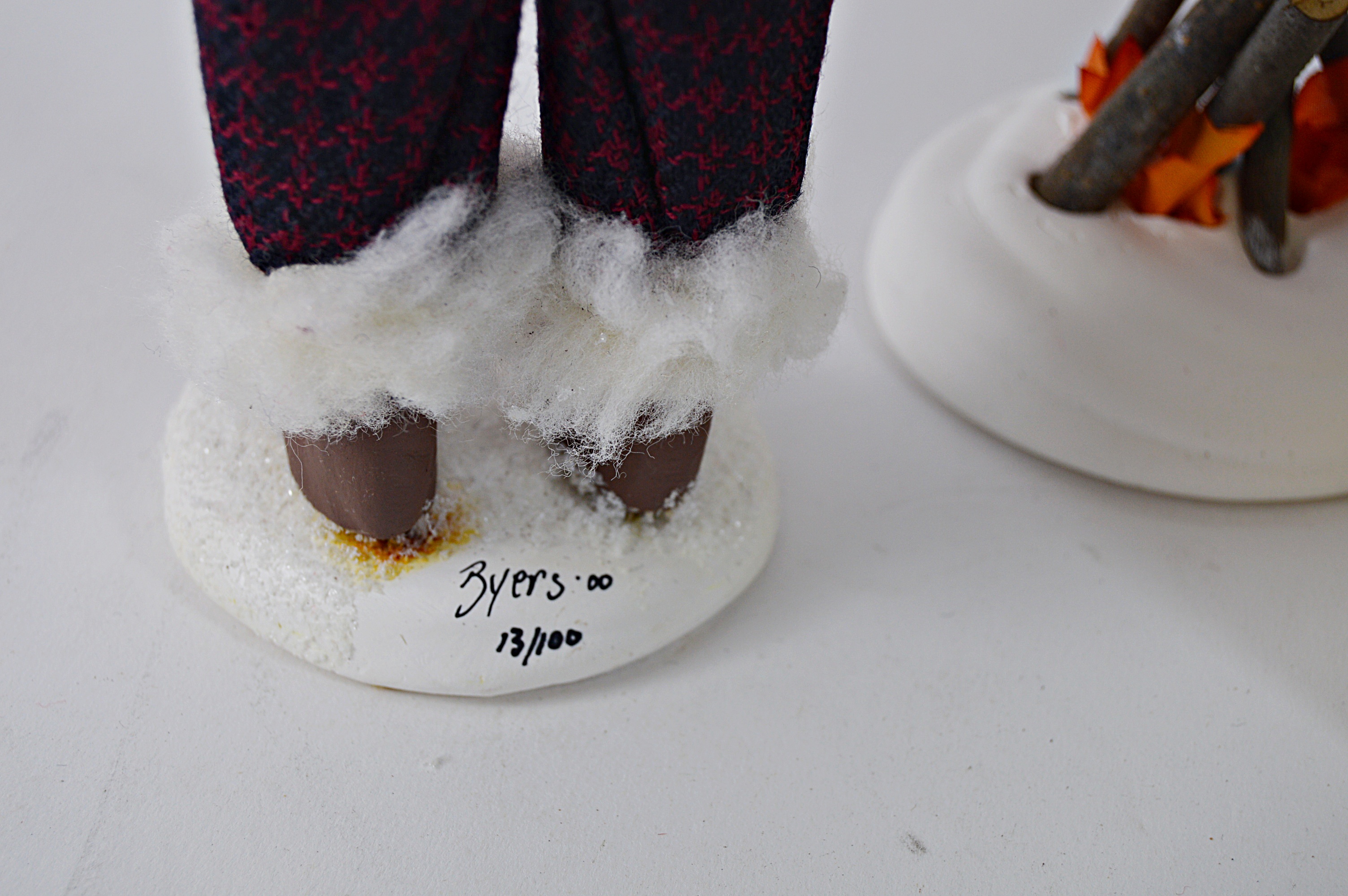 Byer's Choice Holiday Caroler Dolls