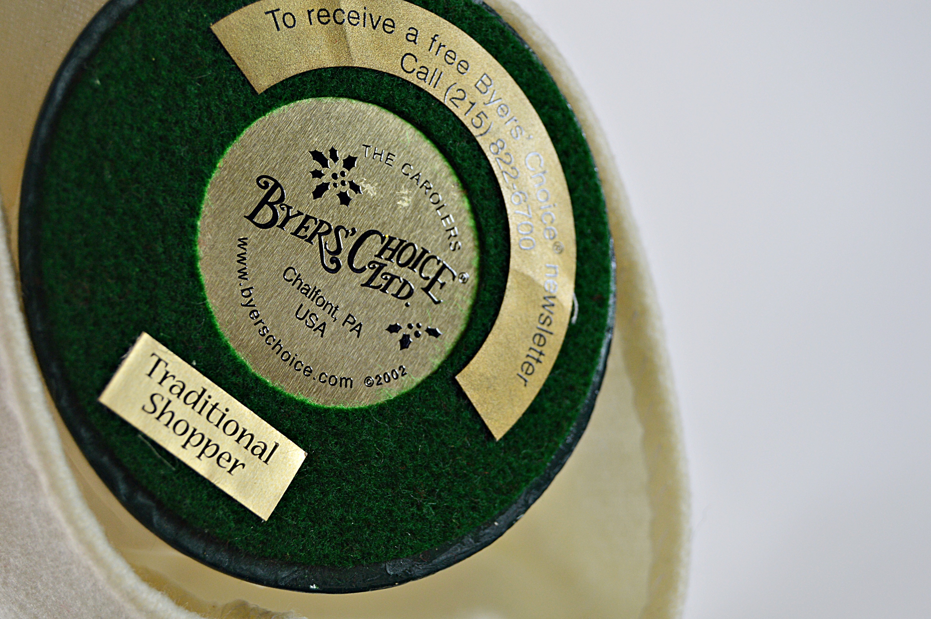 Byer's Choice Holiday Caroler Dolls