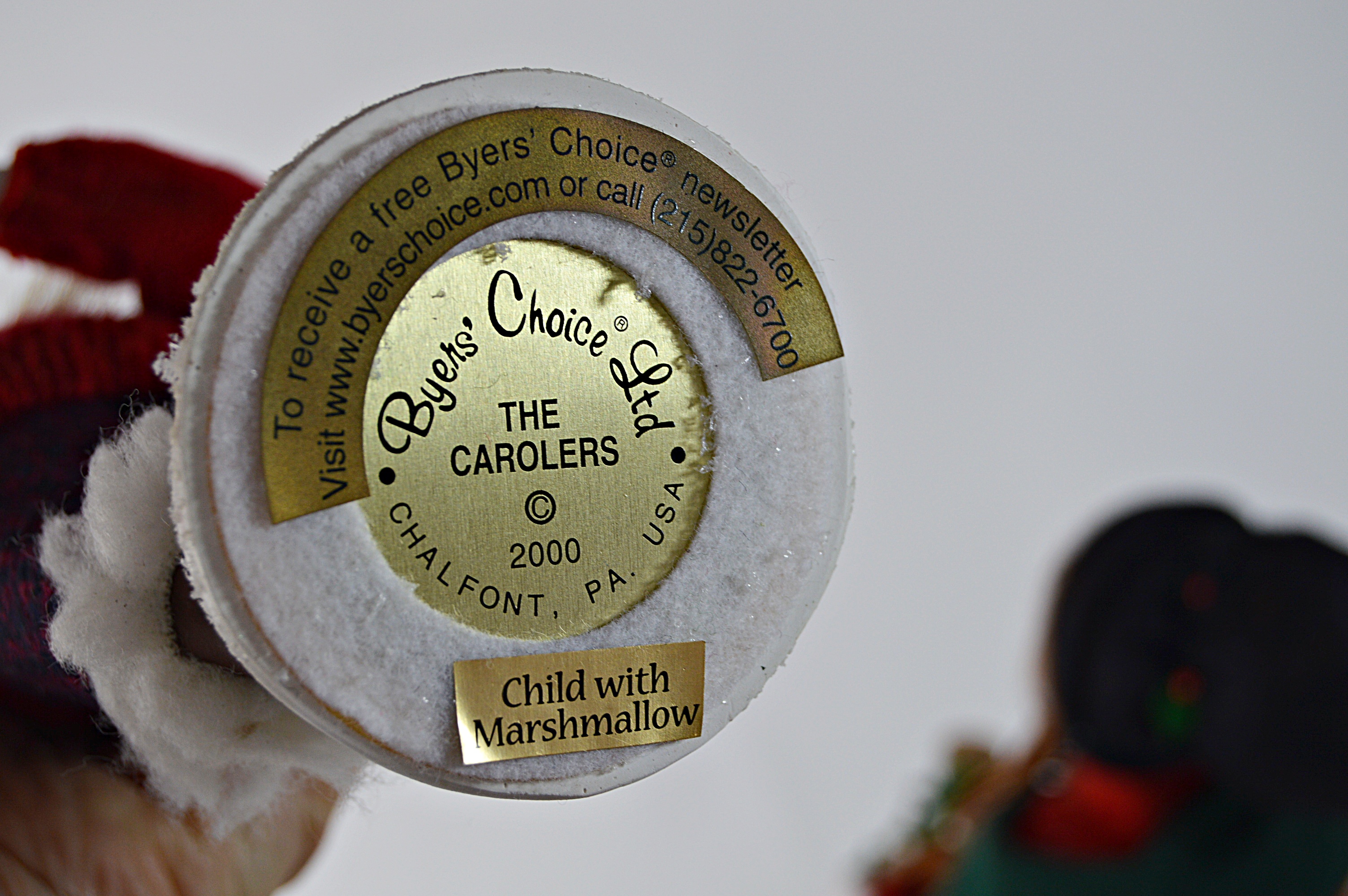 Byer's Choice Holiday Caroler Dolls