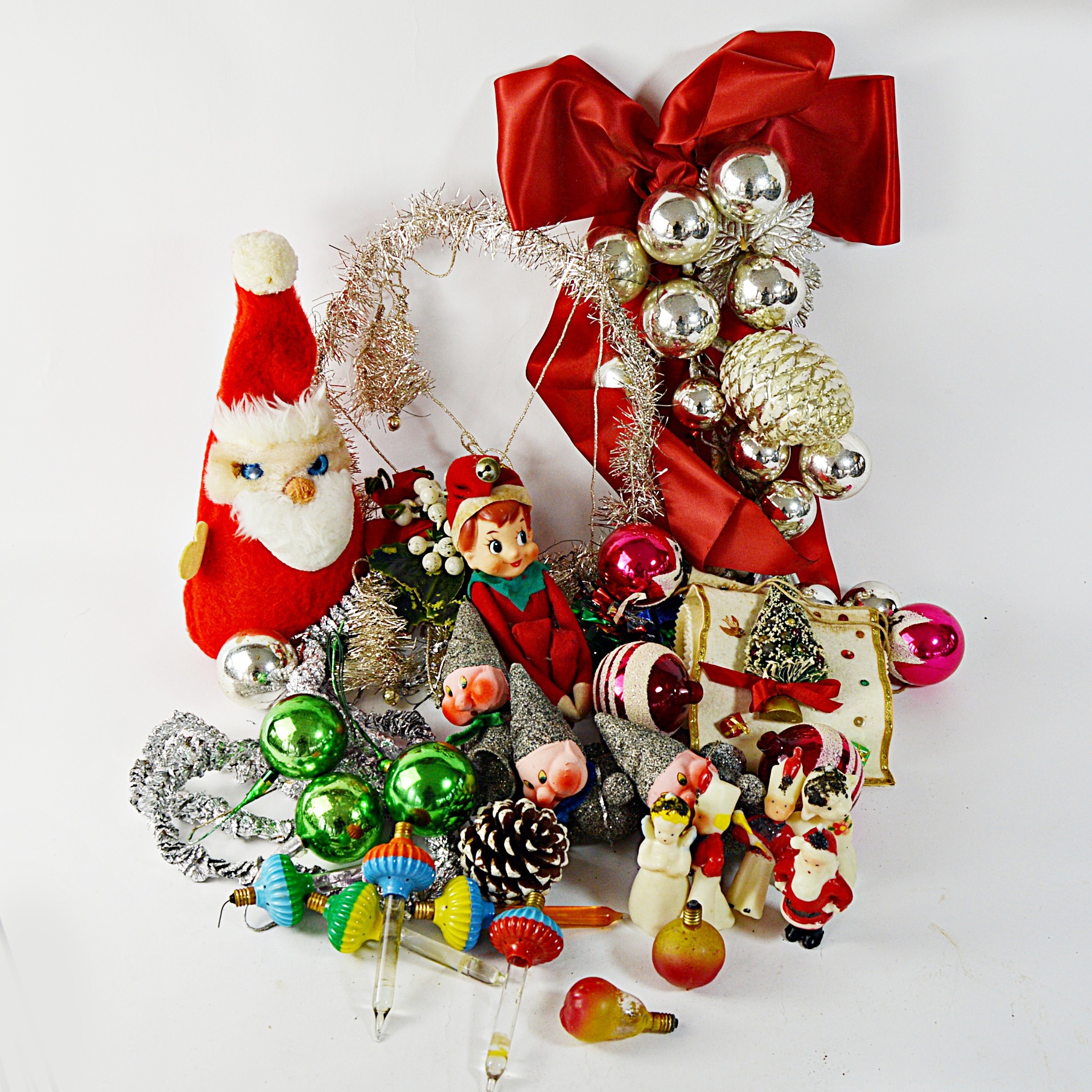 Vintage Christmas Decor and Collectibles